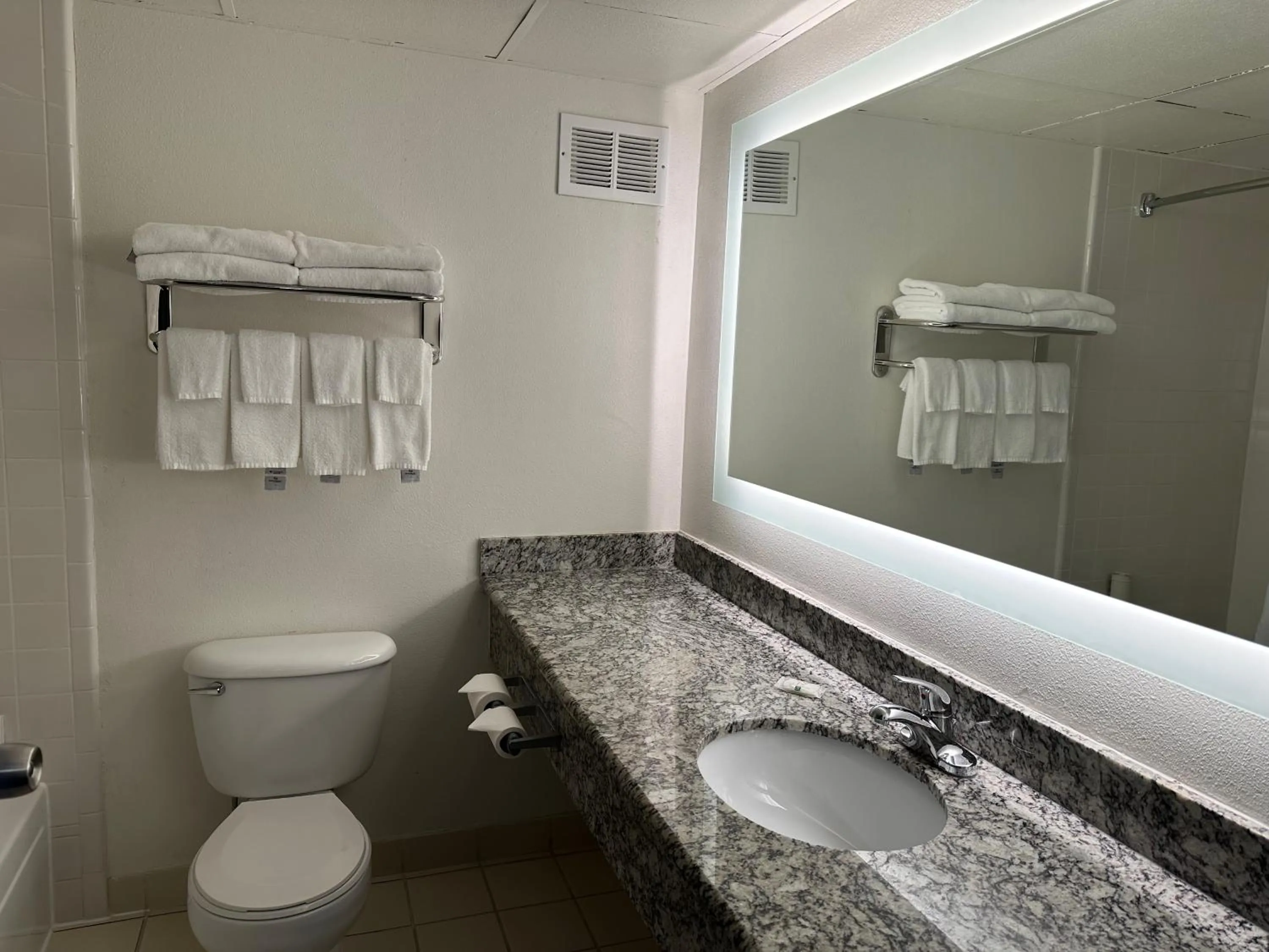 Quality Inn & Suites Everett