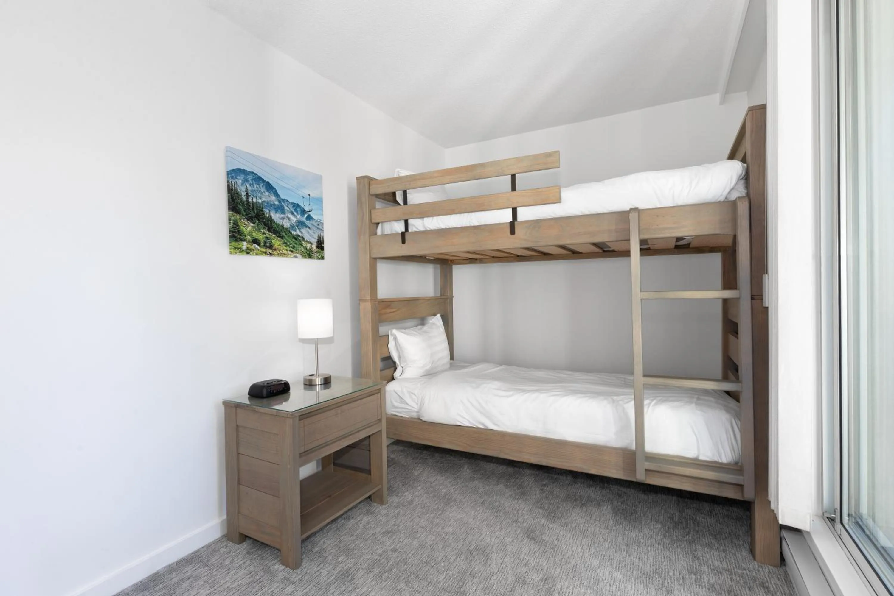 Bedroom, Bed in The Woodrun Lodge by Whiski Jack