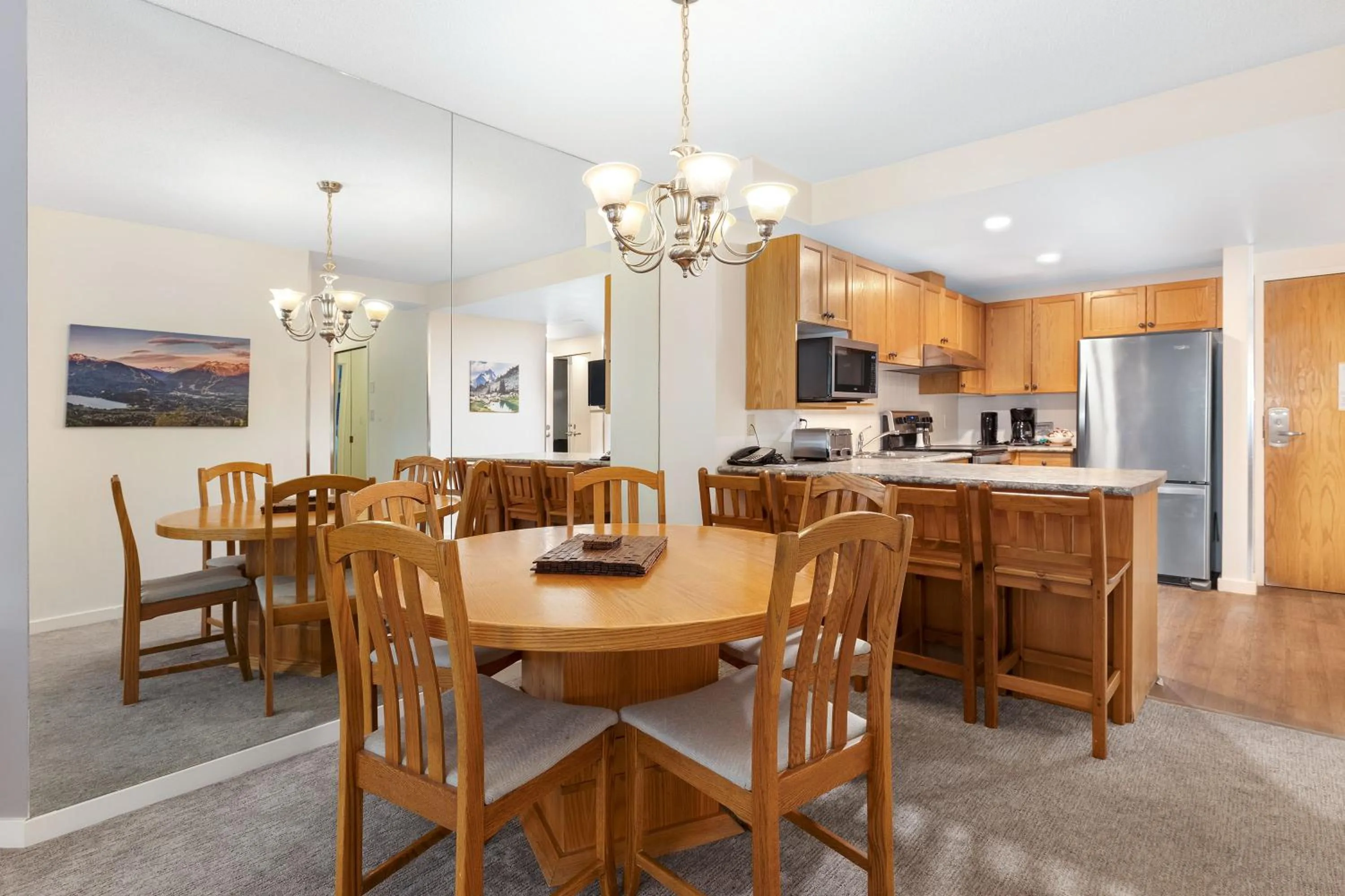 Dining area in The Woodrun Lodge by Whiski Jack