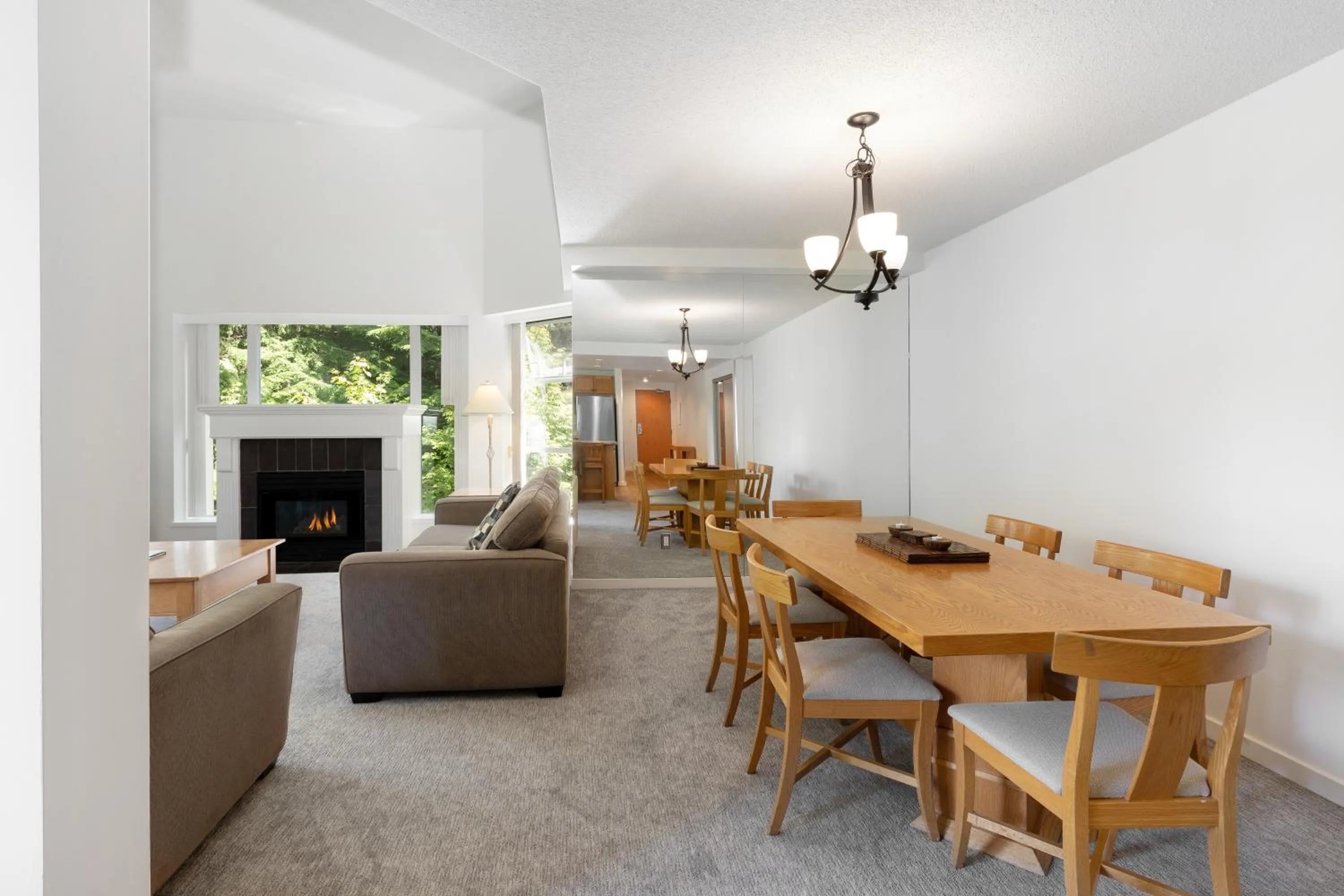 Dining area in The Woodrun Lodge by Whiski Jack
