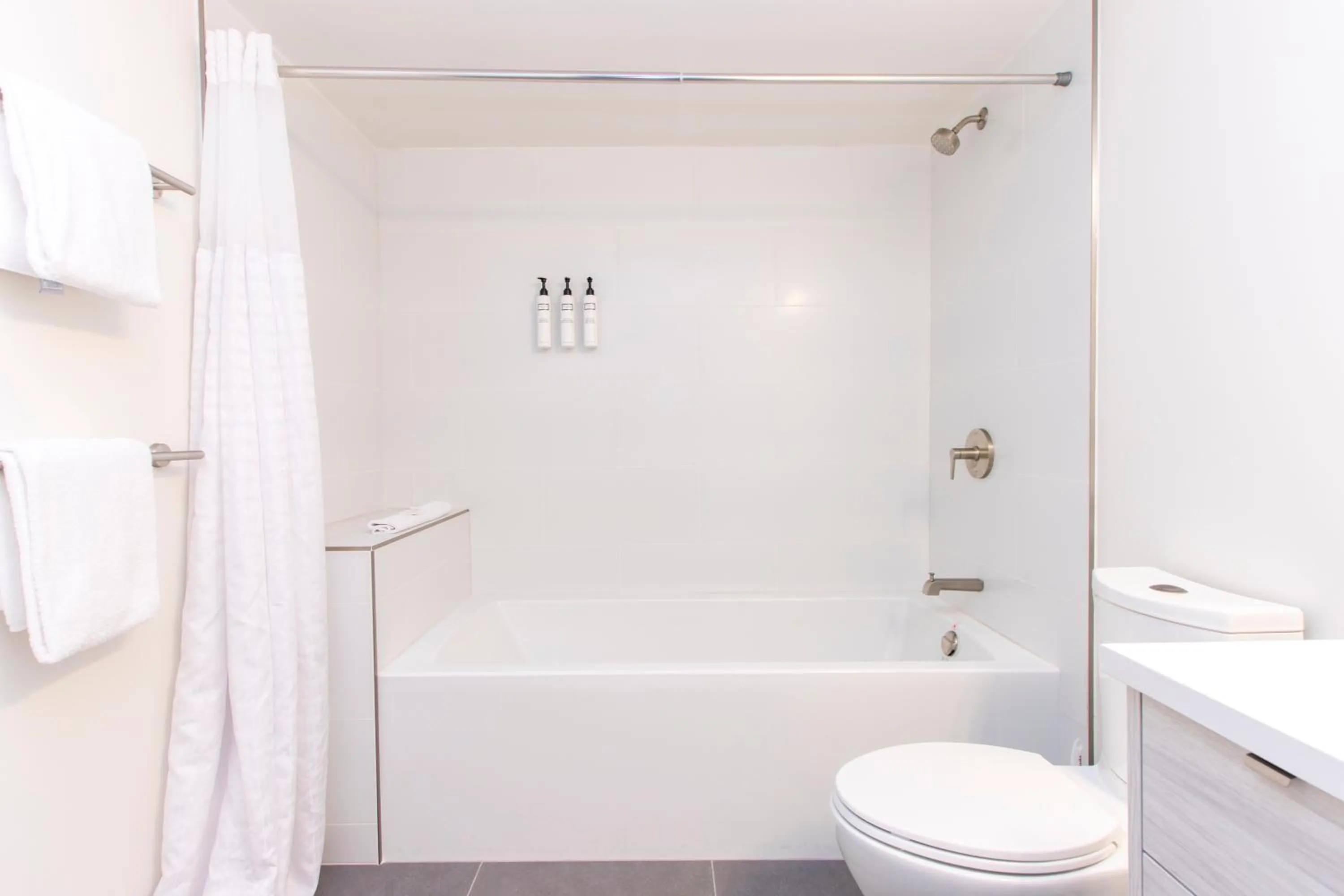 Bathroom in The Woodrun Lodge by Whiski Jack