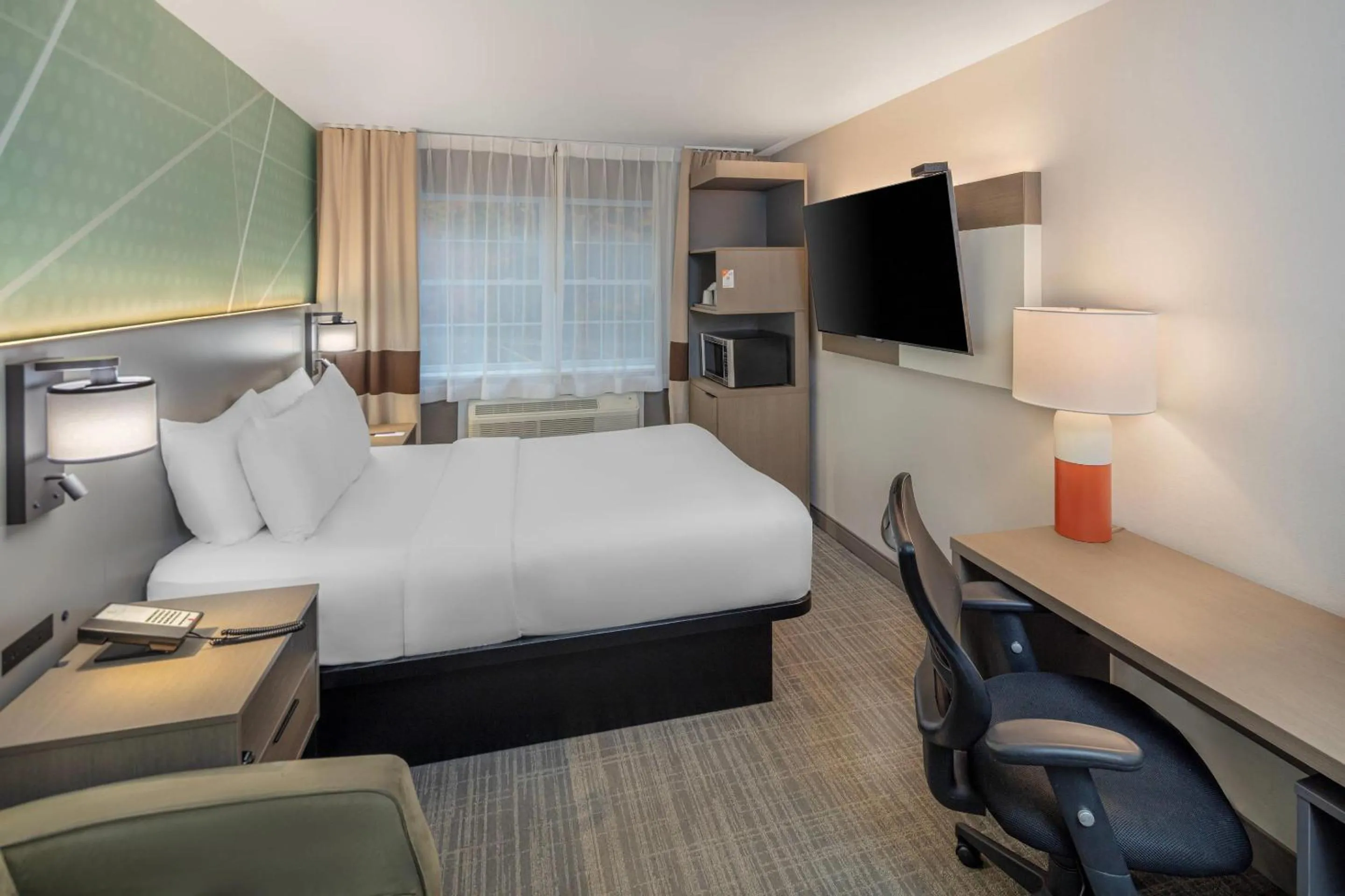 Bedroom, Bed in Comfort Inn