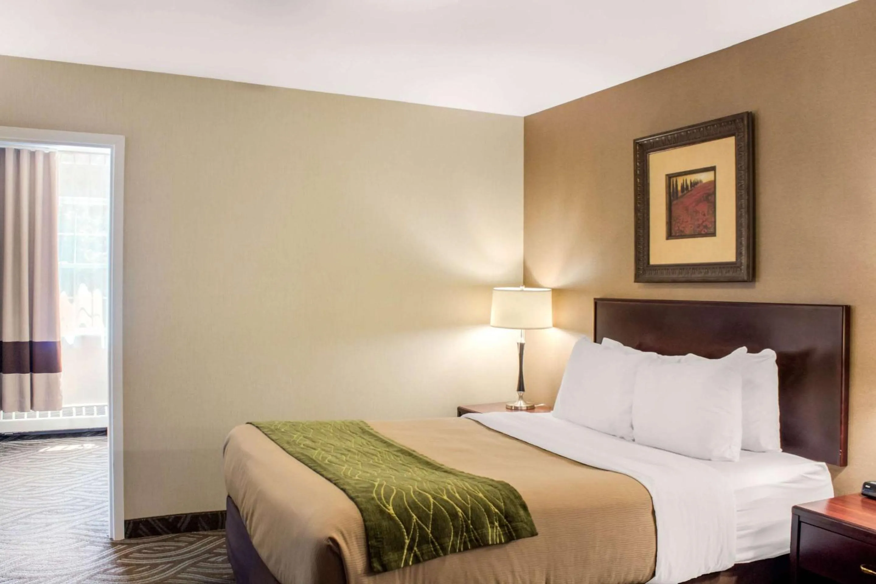 Bedroom, Bed in Comfort Inn