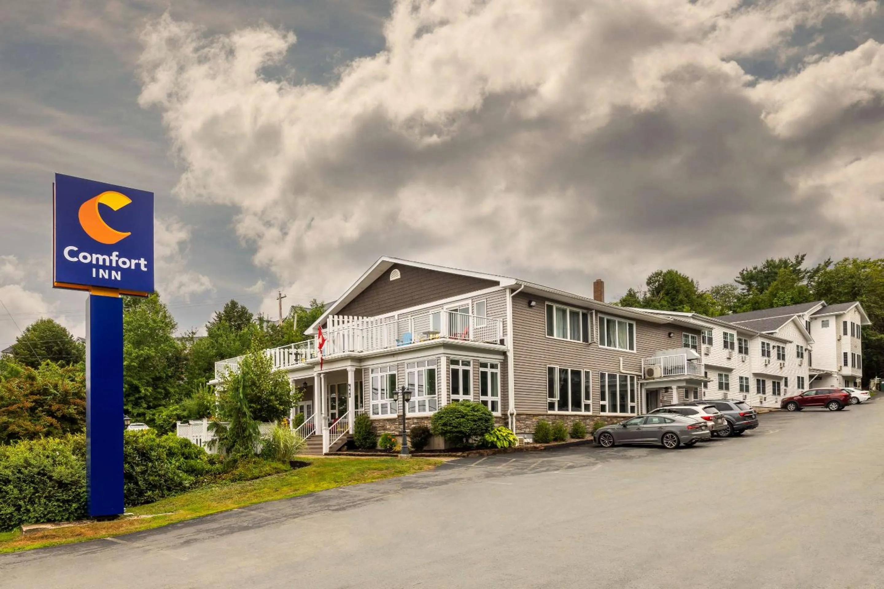 Property building in Comfort Inn