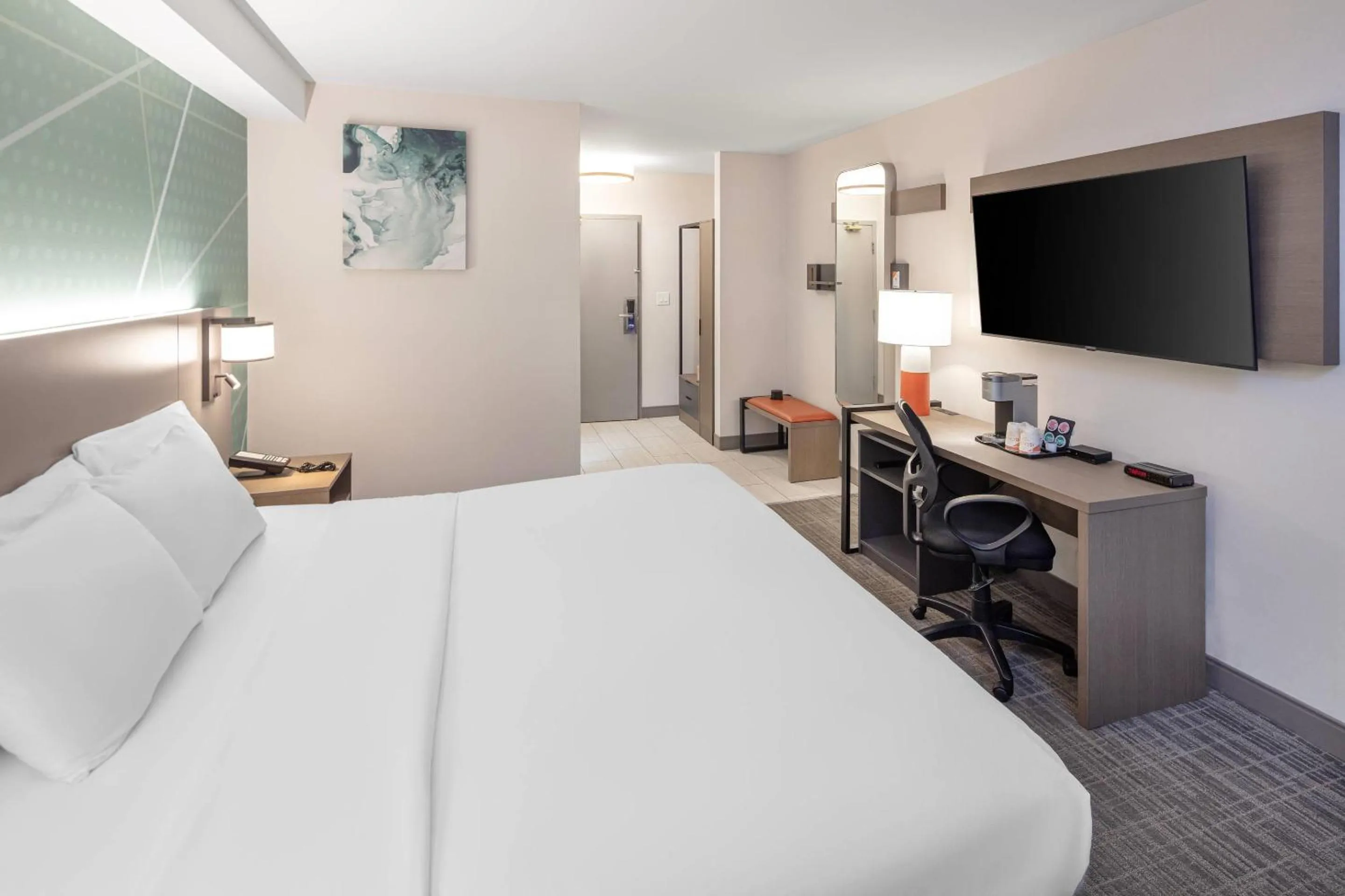 Bedroom, Bed in Comfort Inn