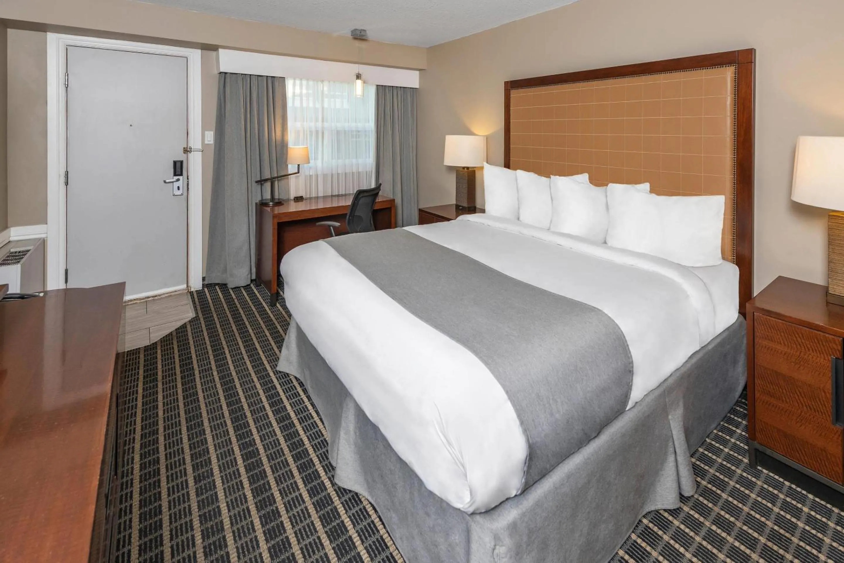 Bedroom, Bed in Clarion Pointe