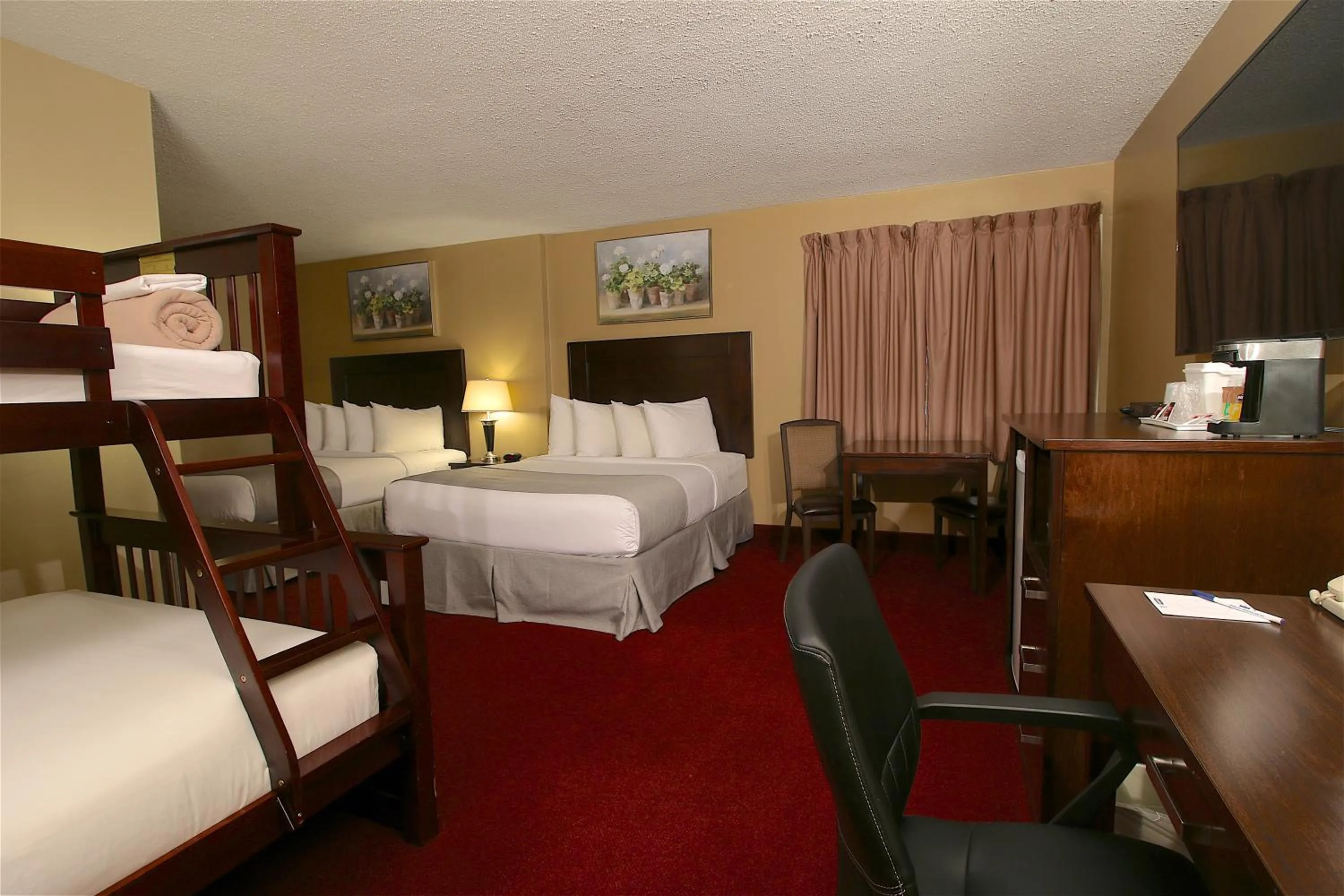 Bed in Clarion Pointe