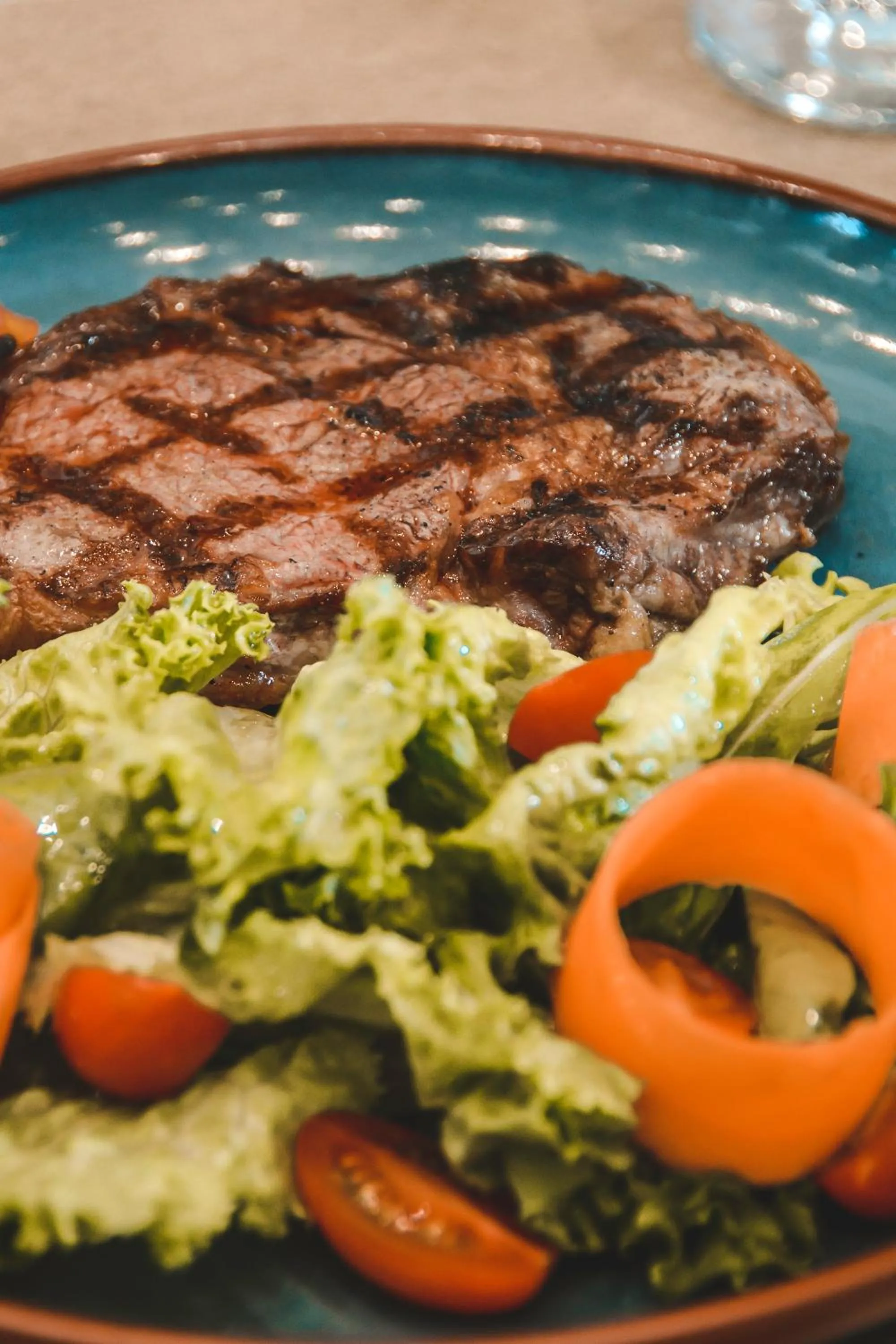 Restaurant/places to eat in ibis Mendoza