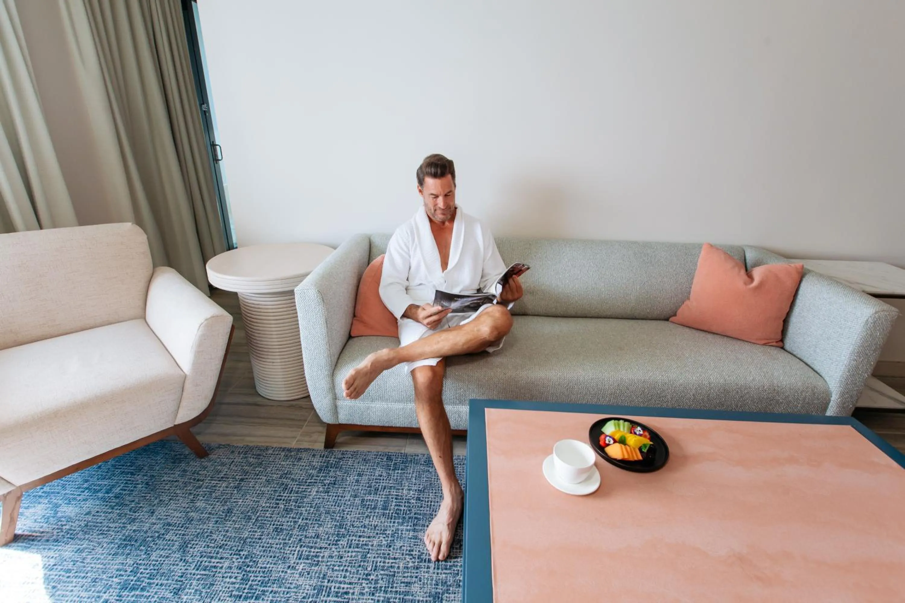 Living room in Tideline Palm Beach Ocean Resort and Spa