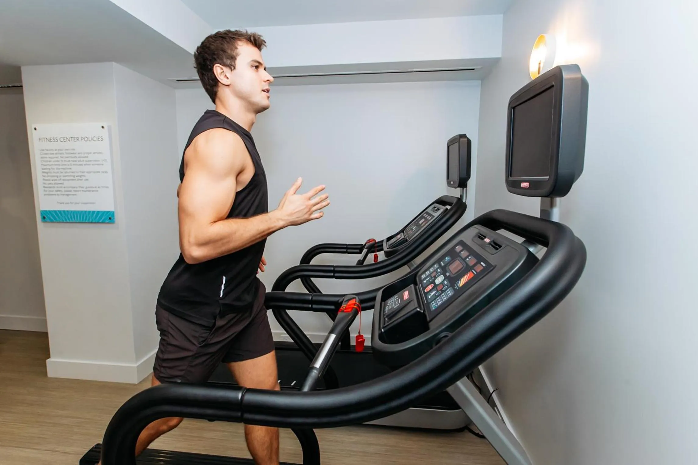 Fitness centre/facilities in Tideline Palm Beach Ocean Resort and Spa