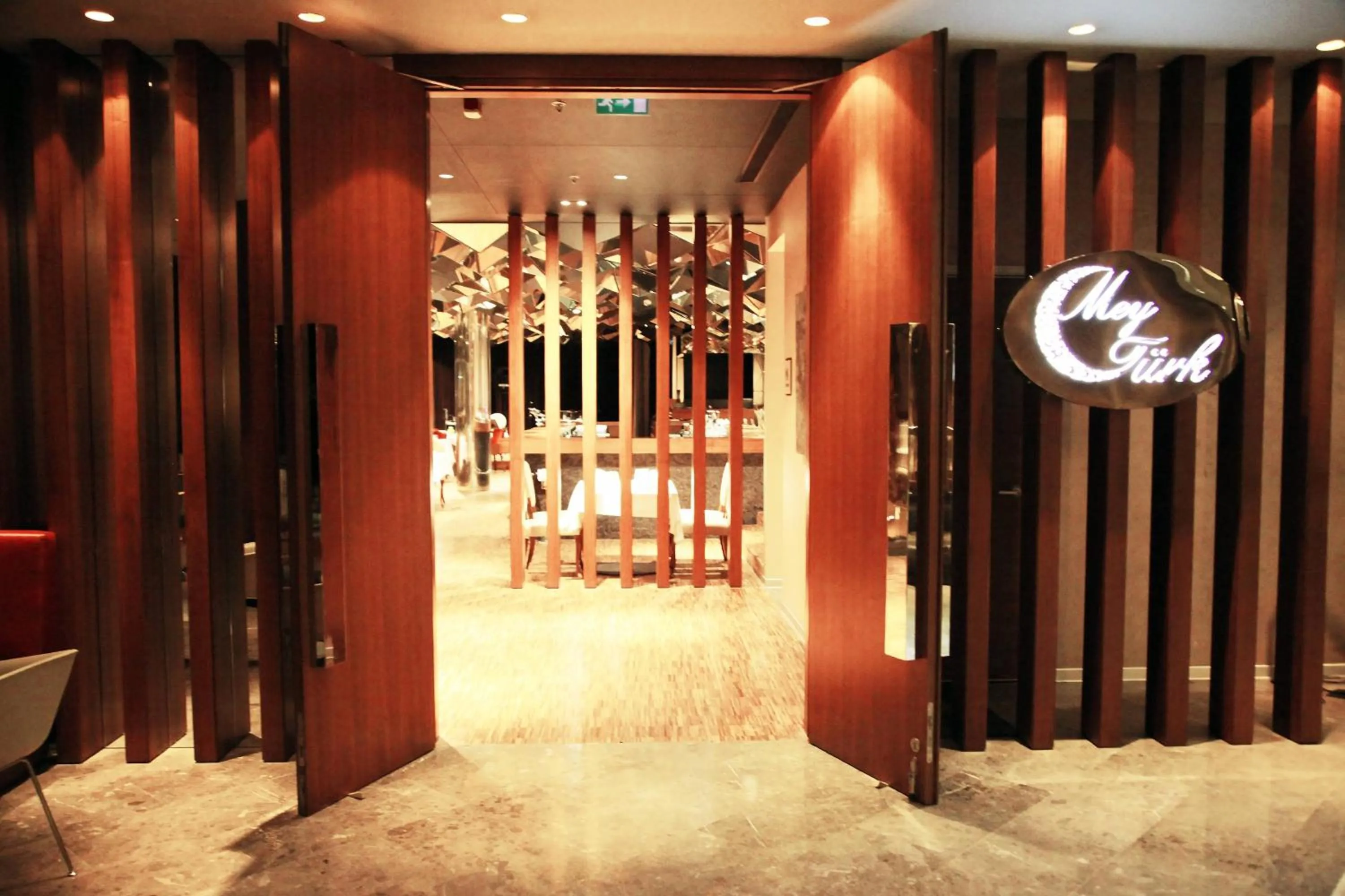 Restaurant/places to eat in Sheraton Istanbul Atakoy Hotel