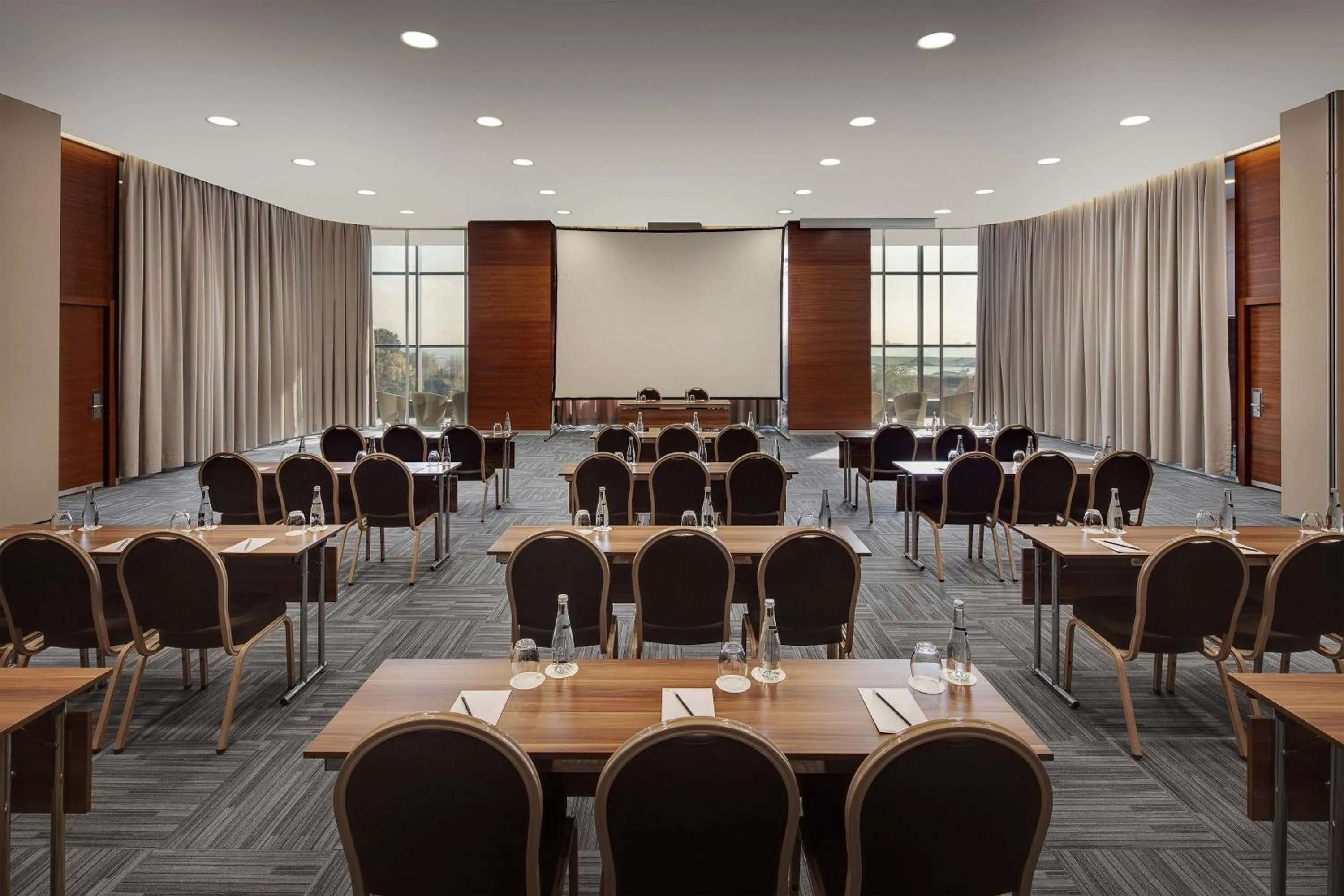 Meeting/conference room in Sheraton Istanbul Atakoy Hotel