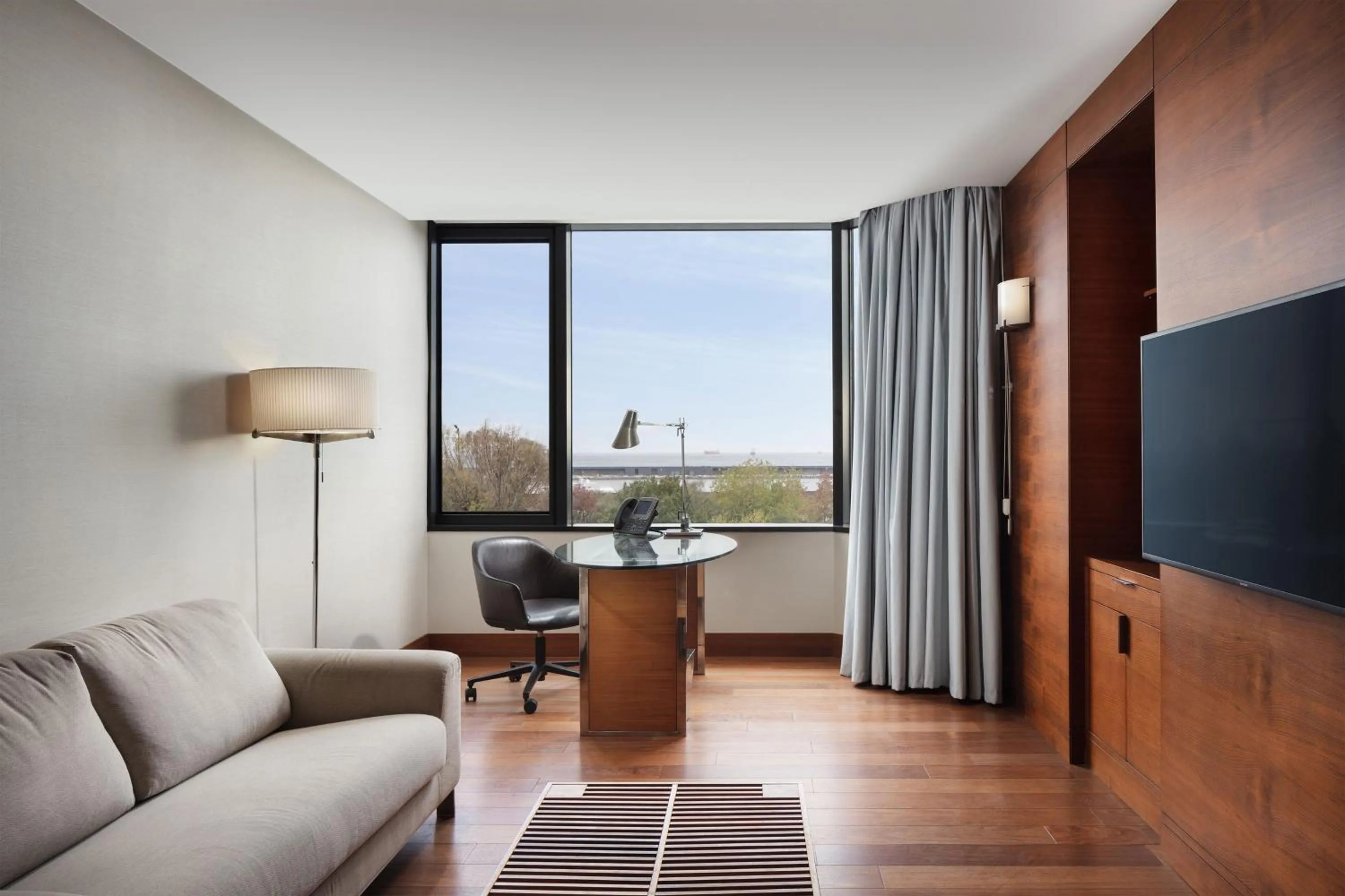 Photo of the whole room in Sheraton Istanbul Atakoy Hotel