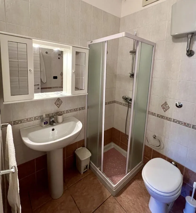 Shower in B&B Il Girasole