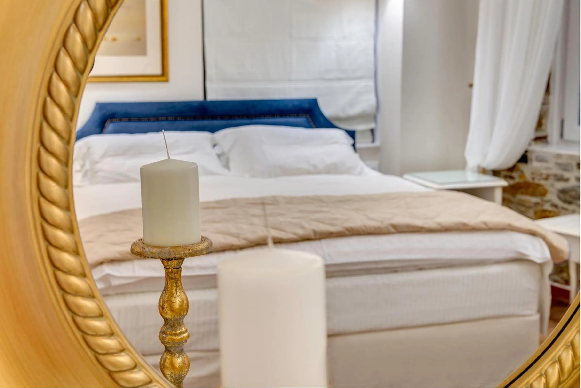 Decorative detail, Bed in 1844 Suites Syros