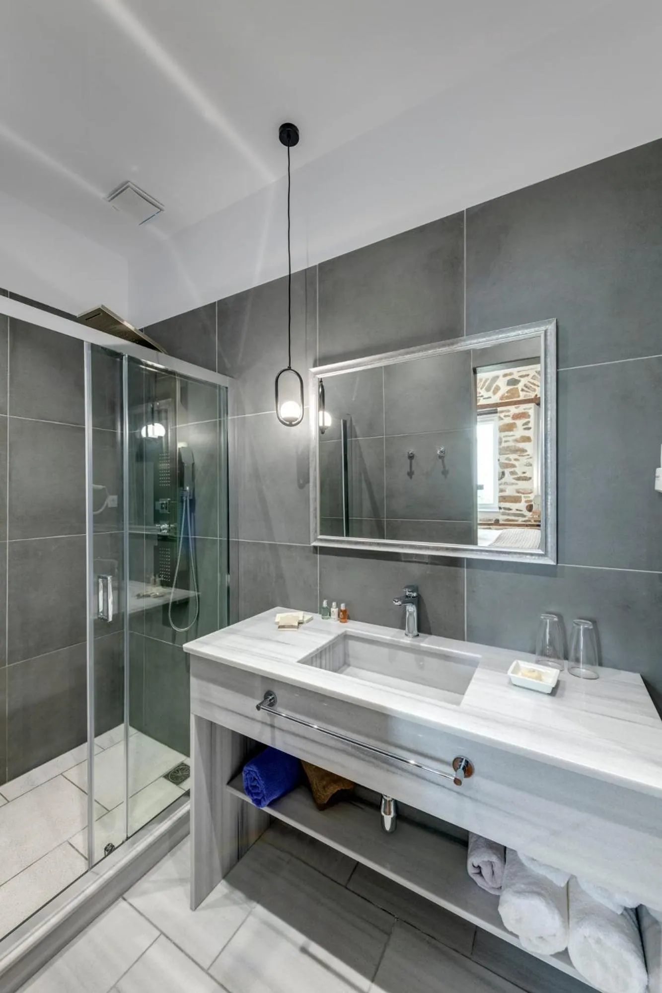 Bathroom in 1844 Suites Syros