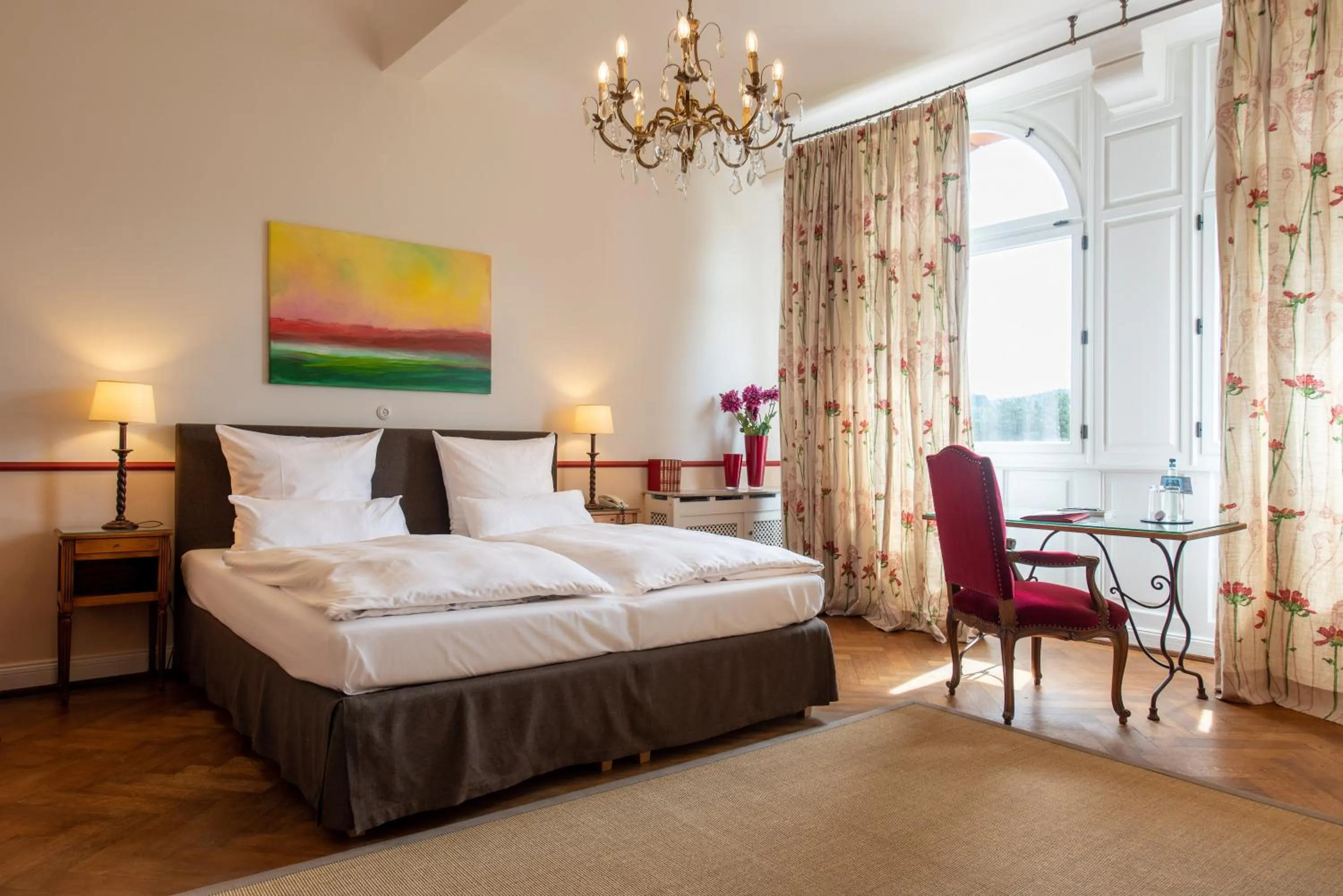 Bed in Gästehaus Schloss Saareck