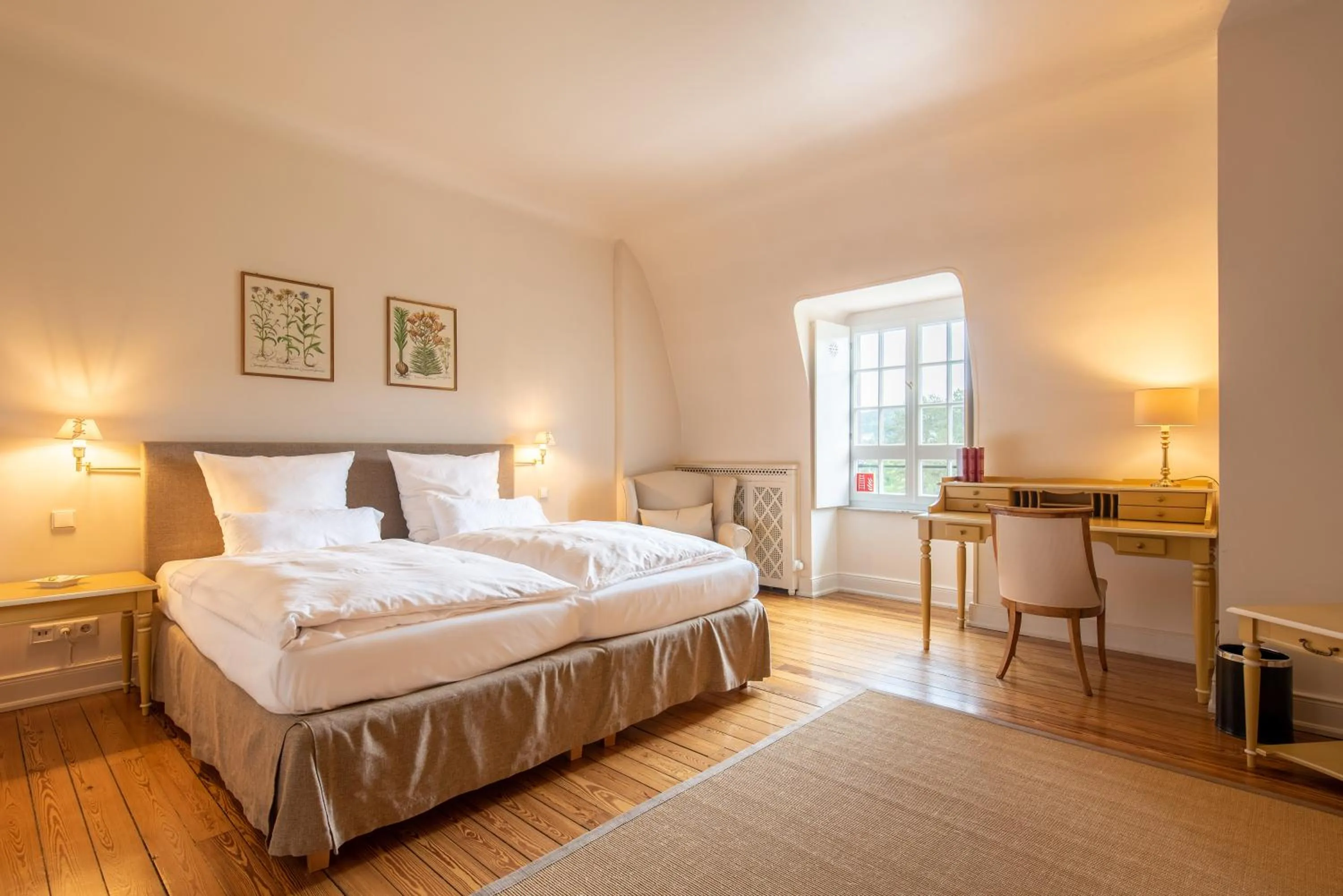 Bed in Gästehaus Schloss Saareck