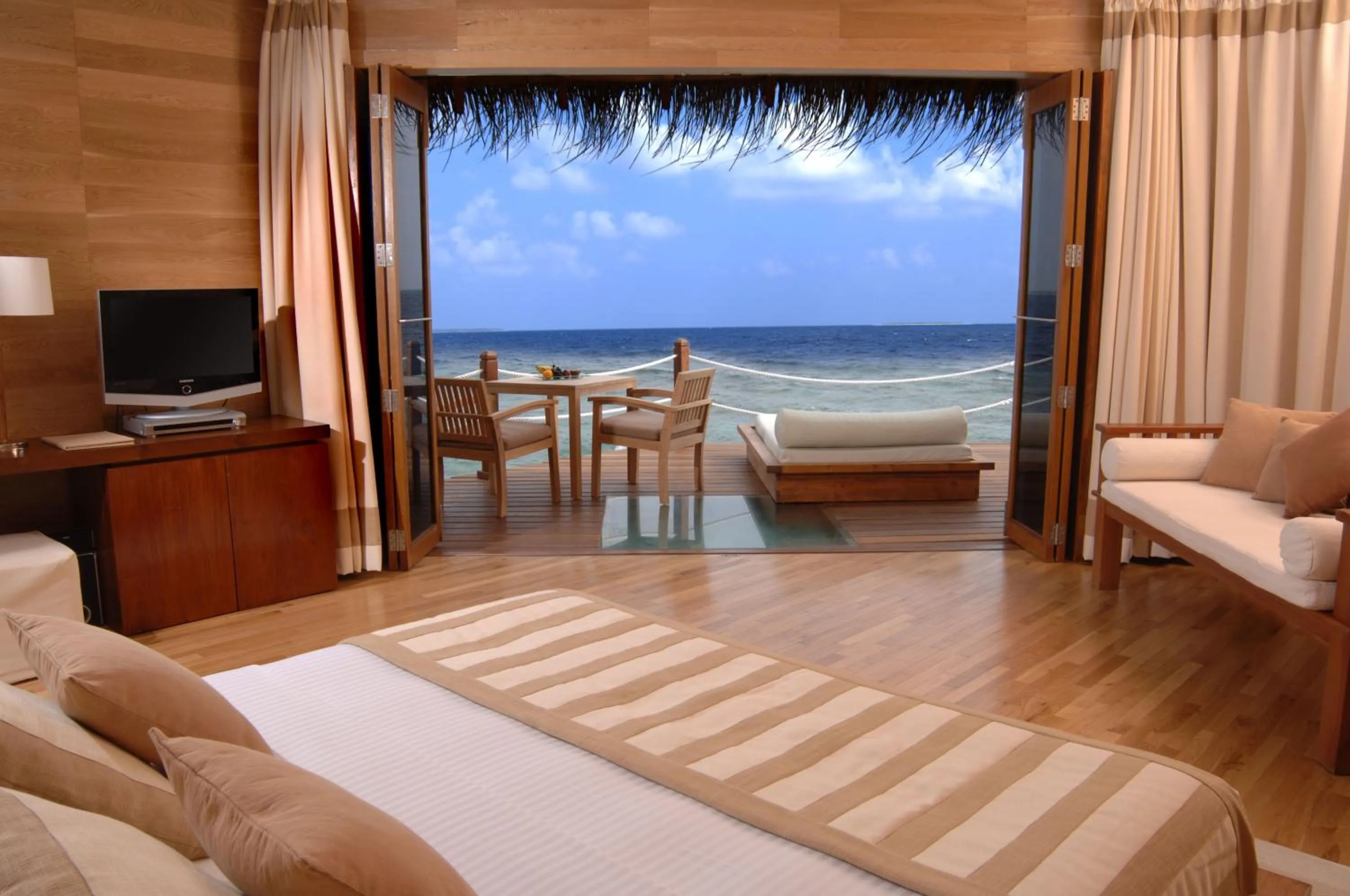 Sea view, Bed in Adaaran Prestige Water Villas - with Dine around Premium All inclusive - 24 hours