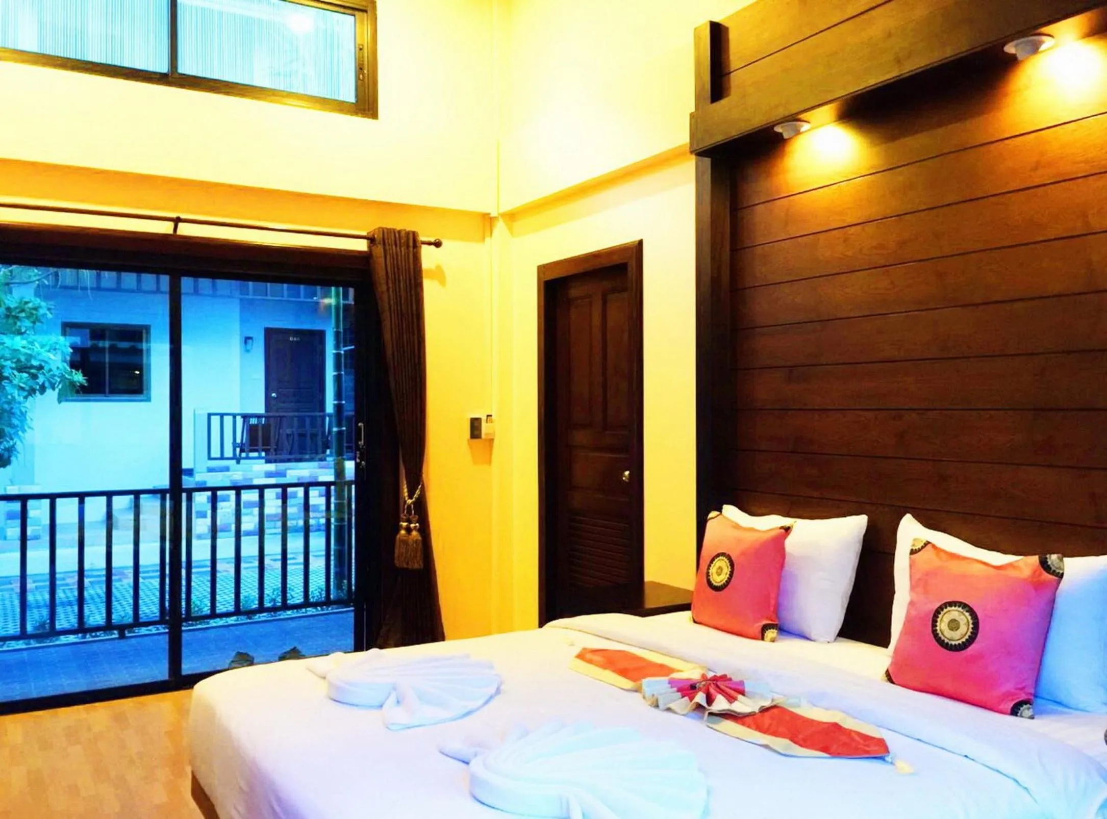 Bedroom, Bed in Lamai Inn 99 Bungalows