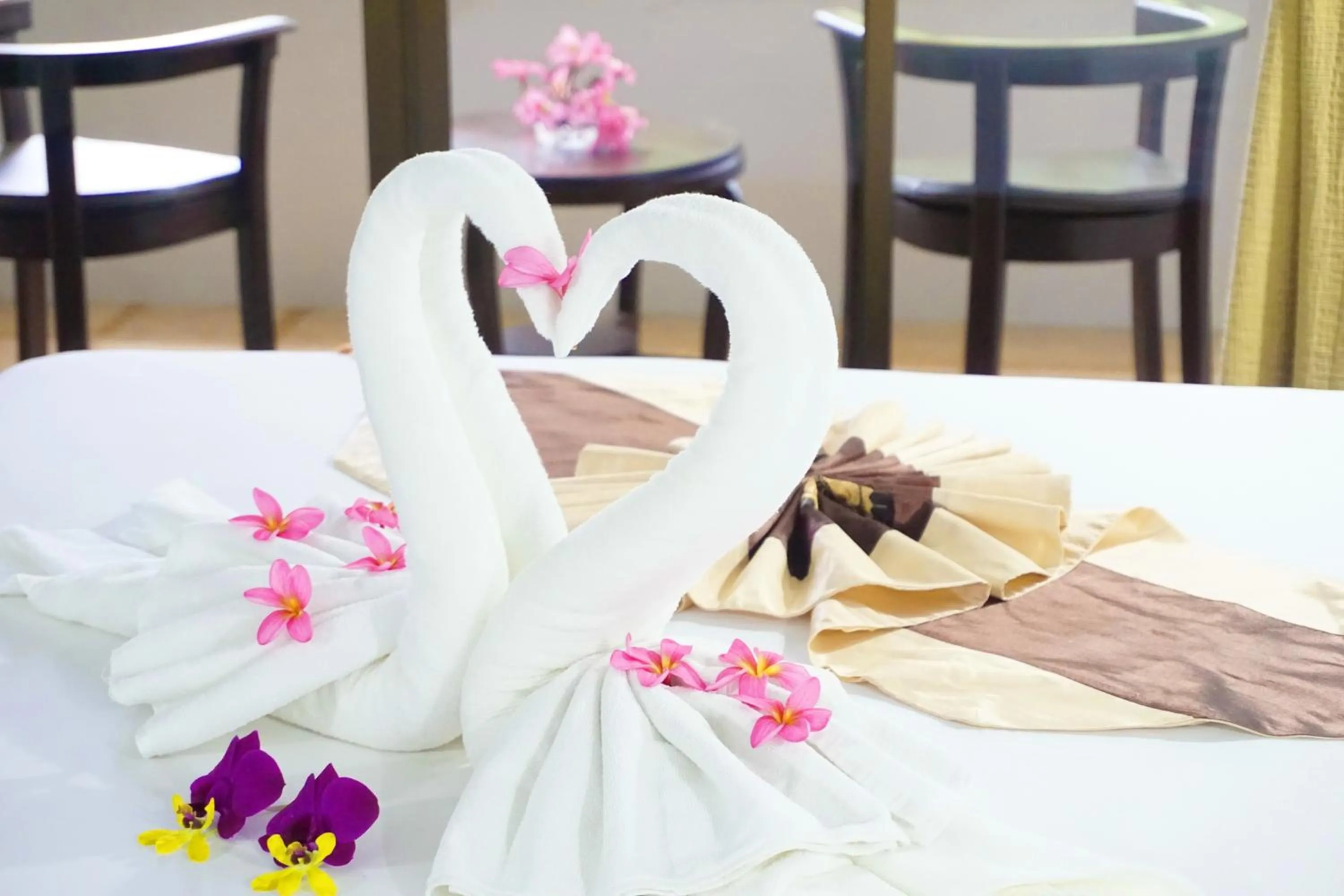 Bedroom, Bed in Lamai Inn 99 Bungalows