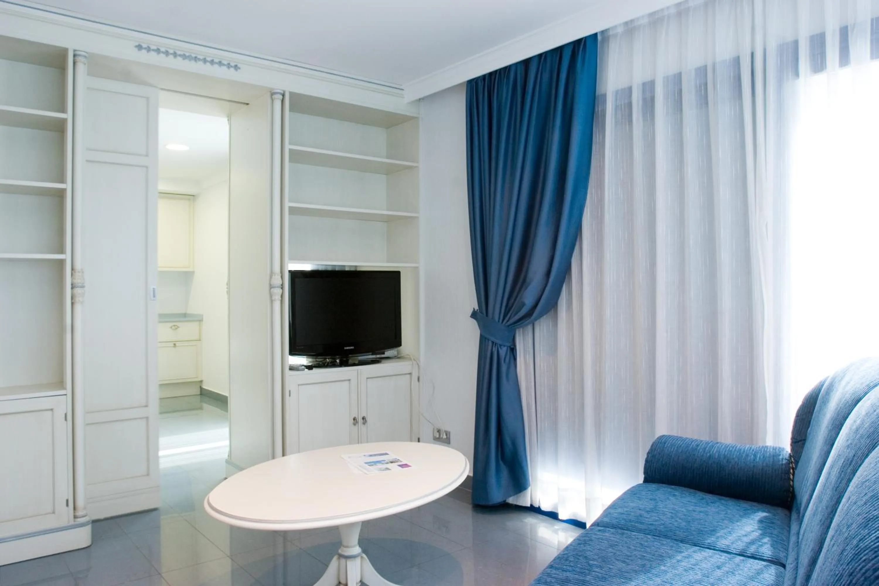 TV and multimedia in Masd Mediterraneo Hotel Apartamentos Spa