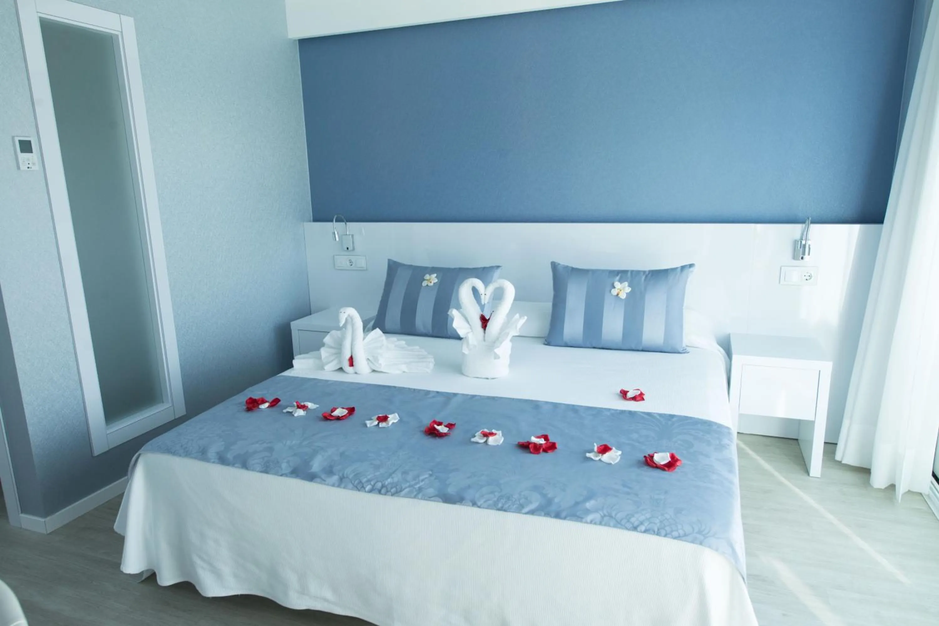 Bedroom, Bed in Masd Mediterraneo Hotel Apartamentos Spa