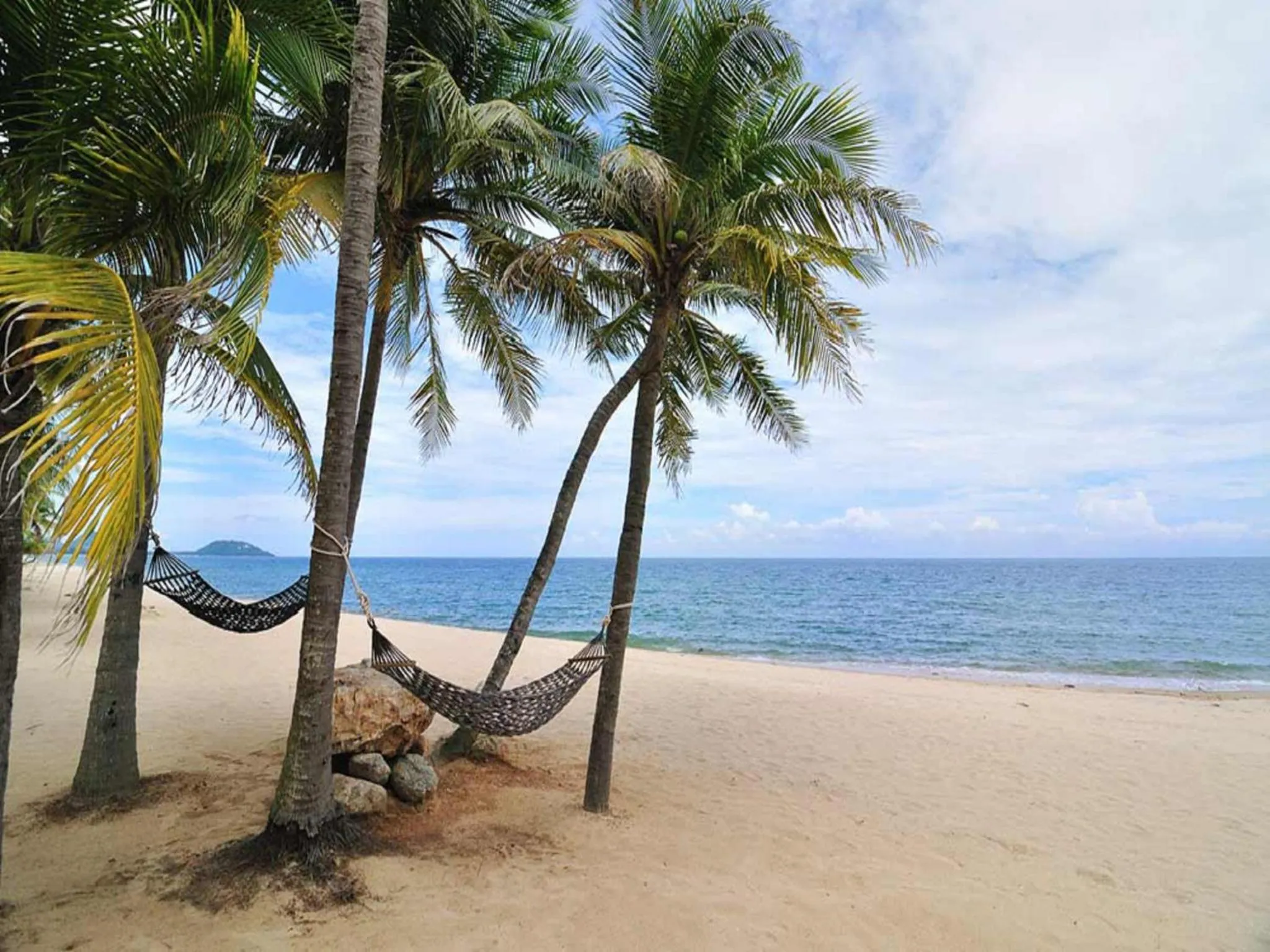 Beach in Rachavadee Bankrut Resort