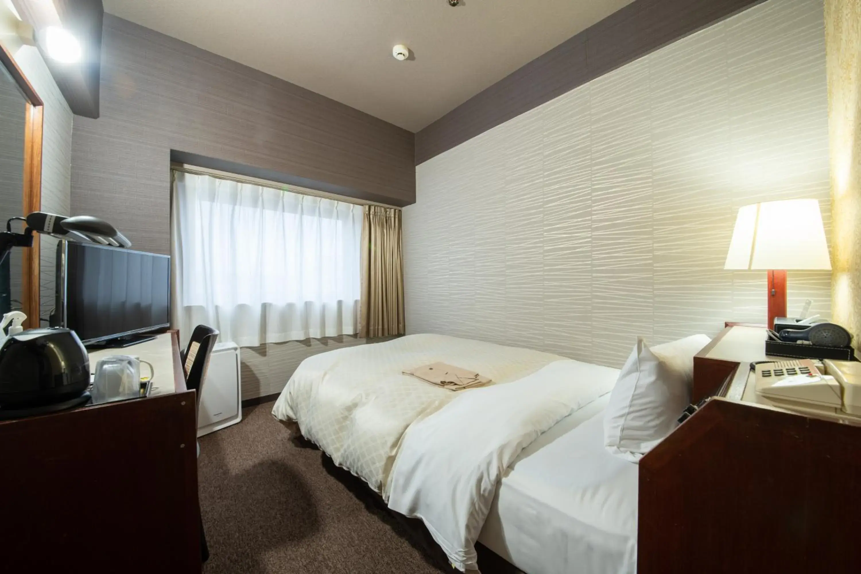 Double Room with Small Double Bed - single occupancy - Non Smoking in Hotel New Carina Double Room with Small Double Bed - single occupancy - Non Smoking in Hotel New Carina