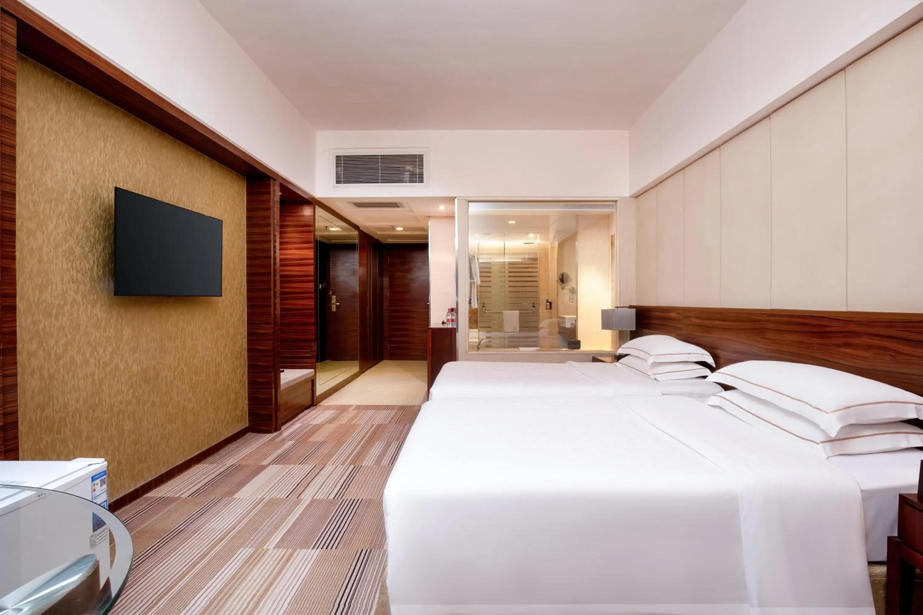 Bed in Guangzhou Good International Hotel