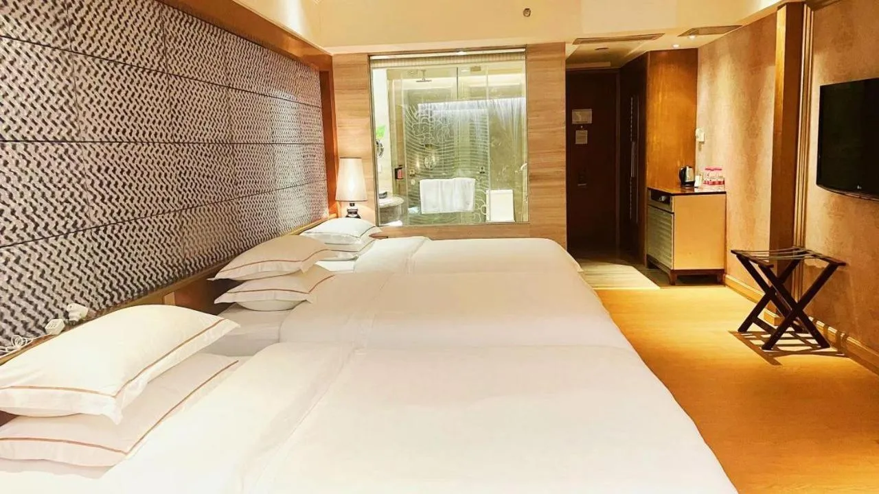 Bed in Guangzhou Good International Hotel