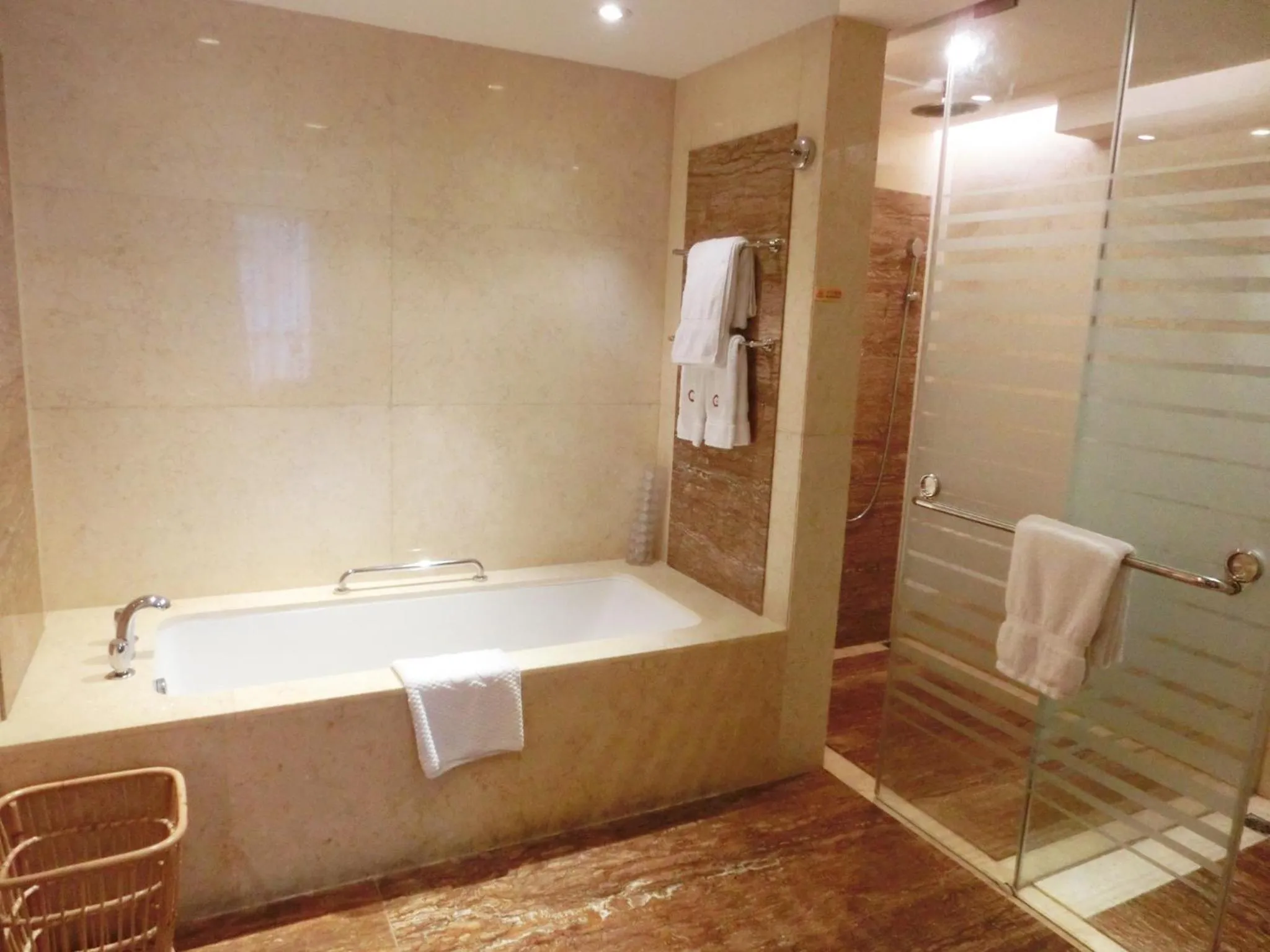 Bathroom in Guangzhou Good International Hotel