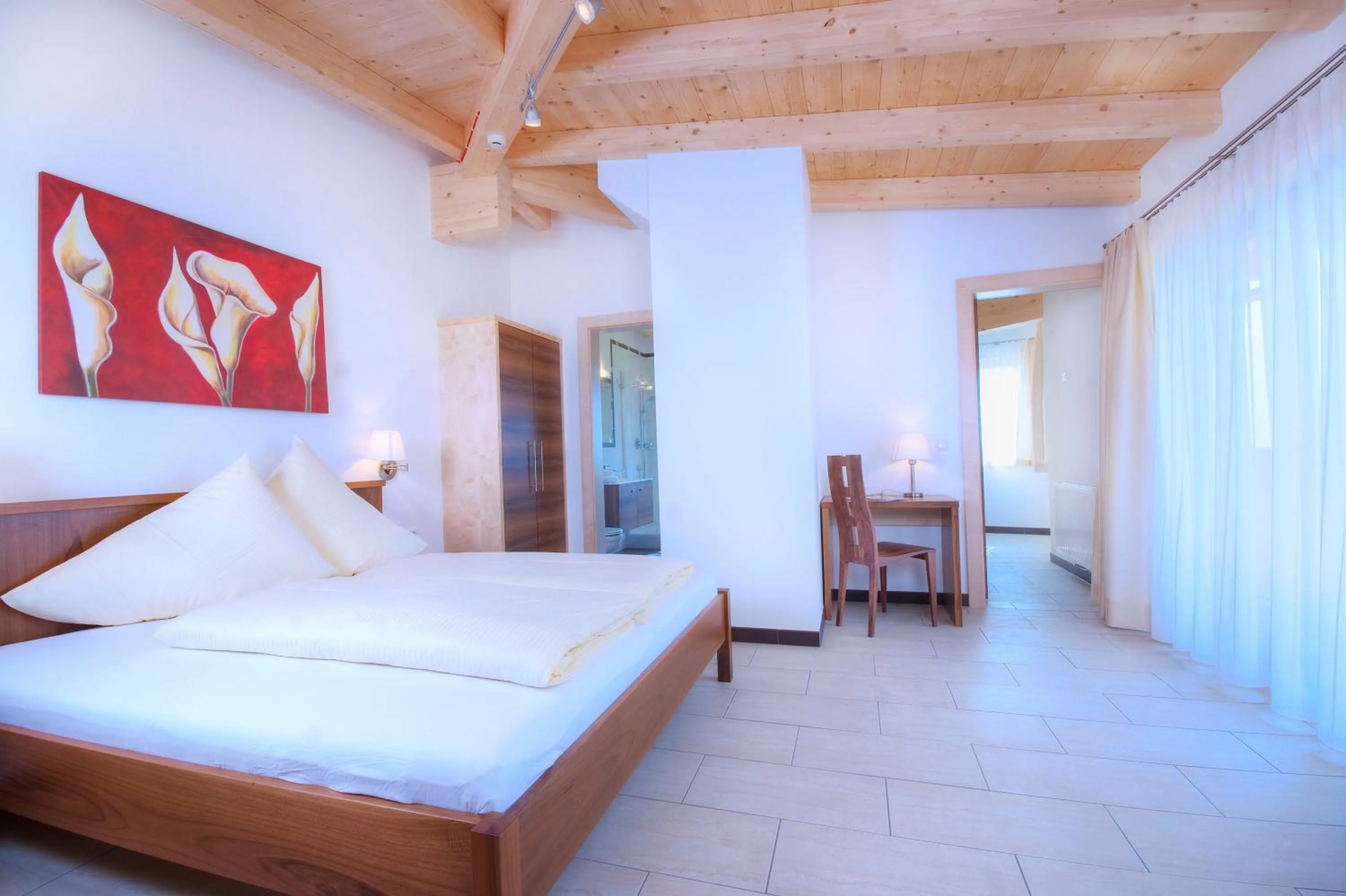 Photo of the whole room, Bed in Panoramahotel Burgeck