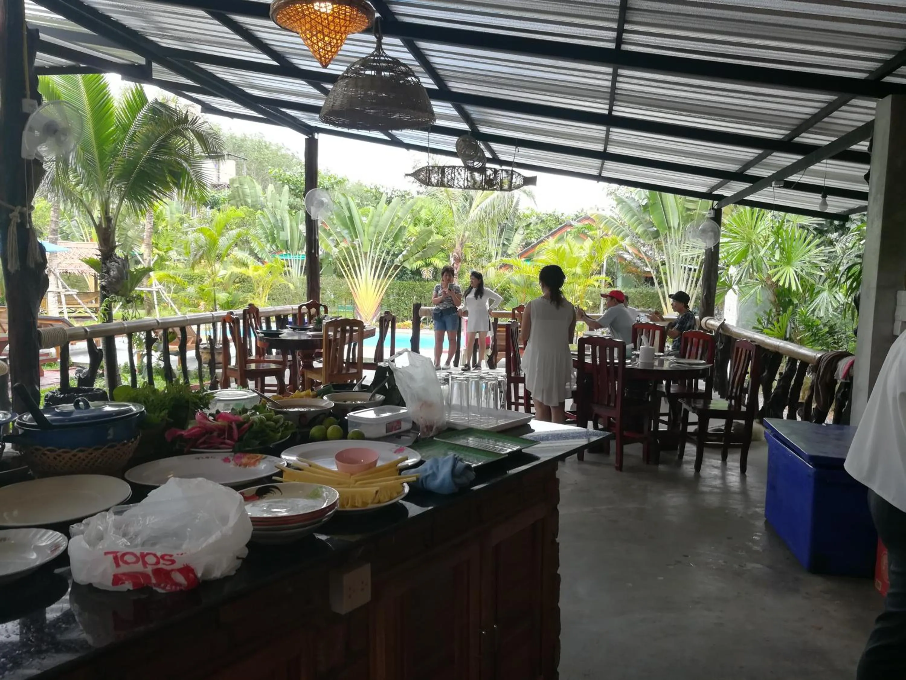 Restaurant/places to eat in Thai Break Resort