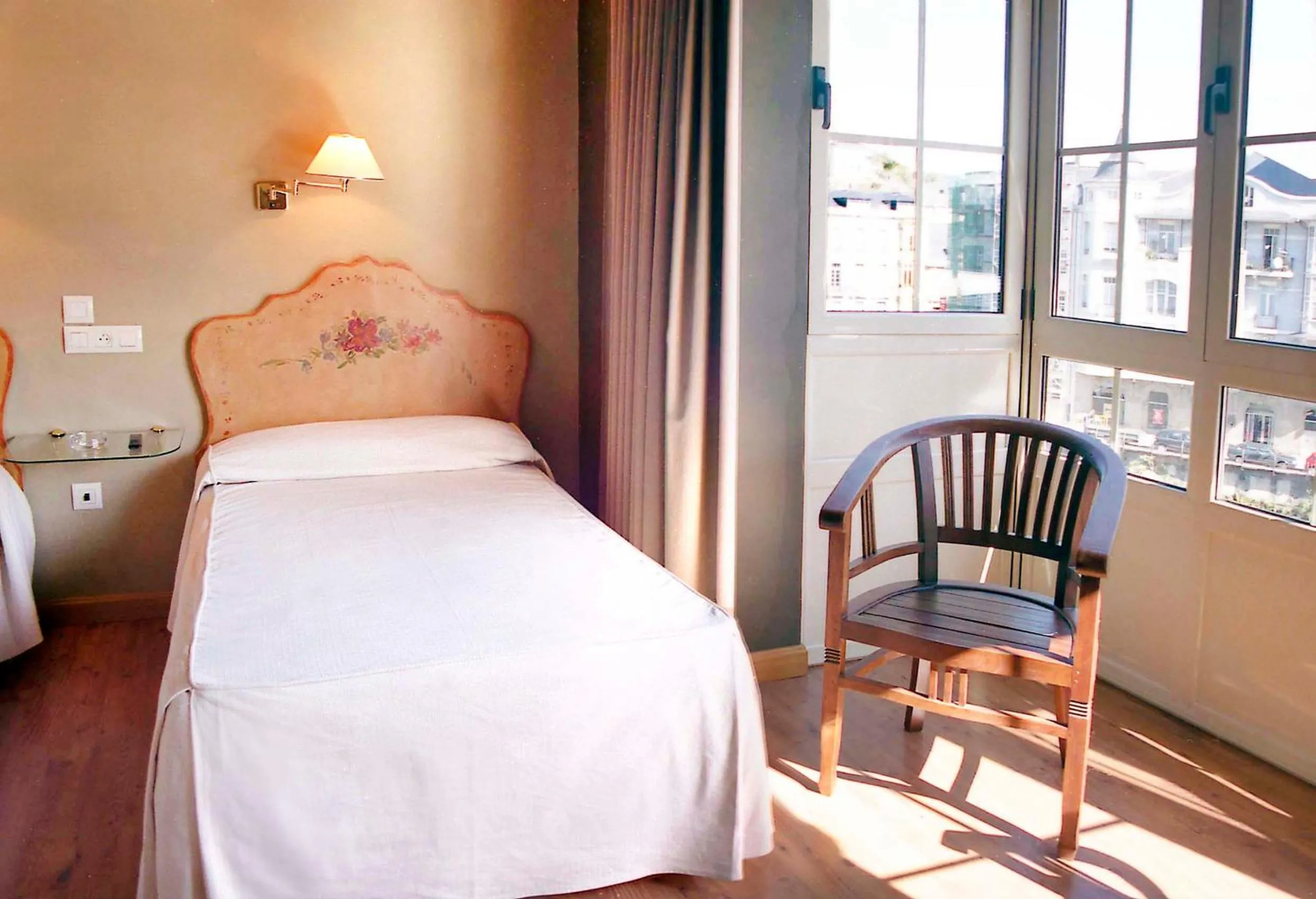 Bed in Hotel La Colmena