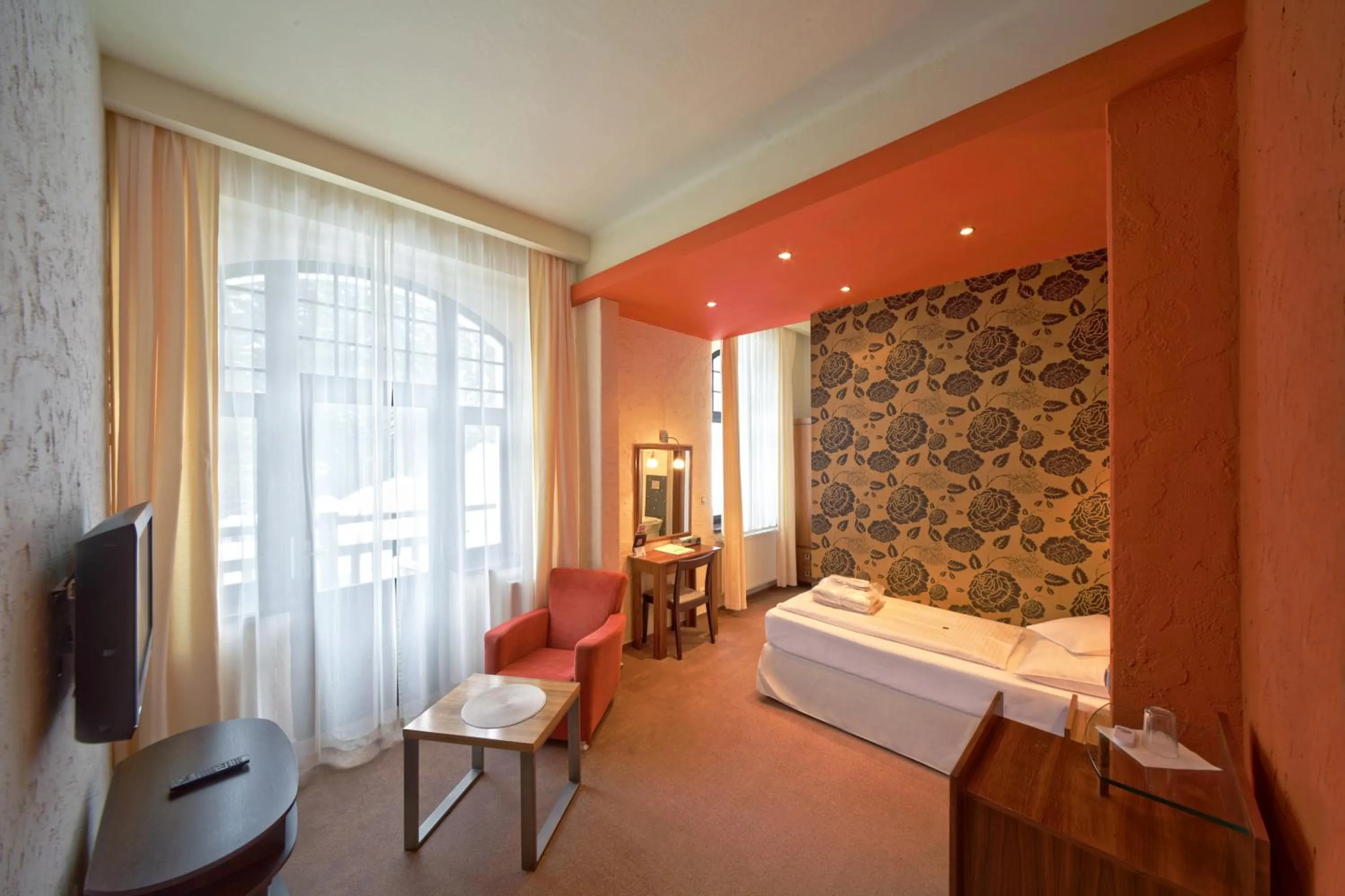 Bed in Spa & Wellness Hotel St. Moritz