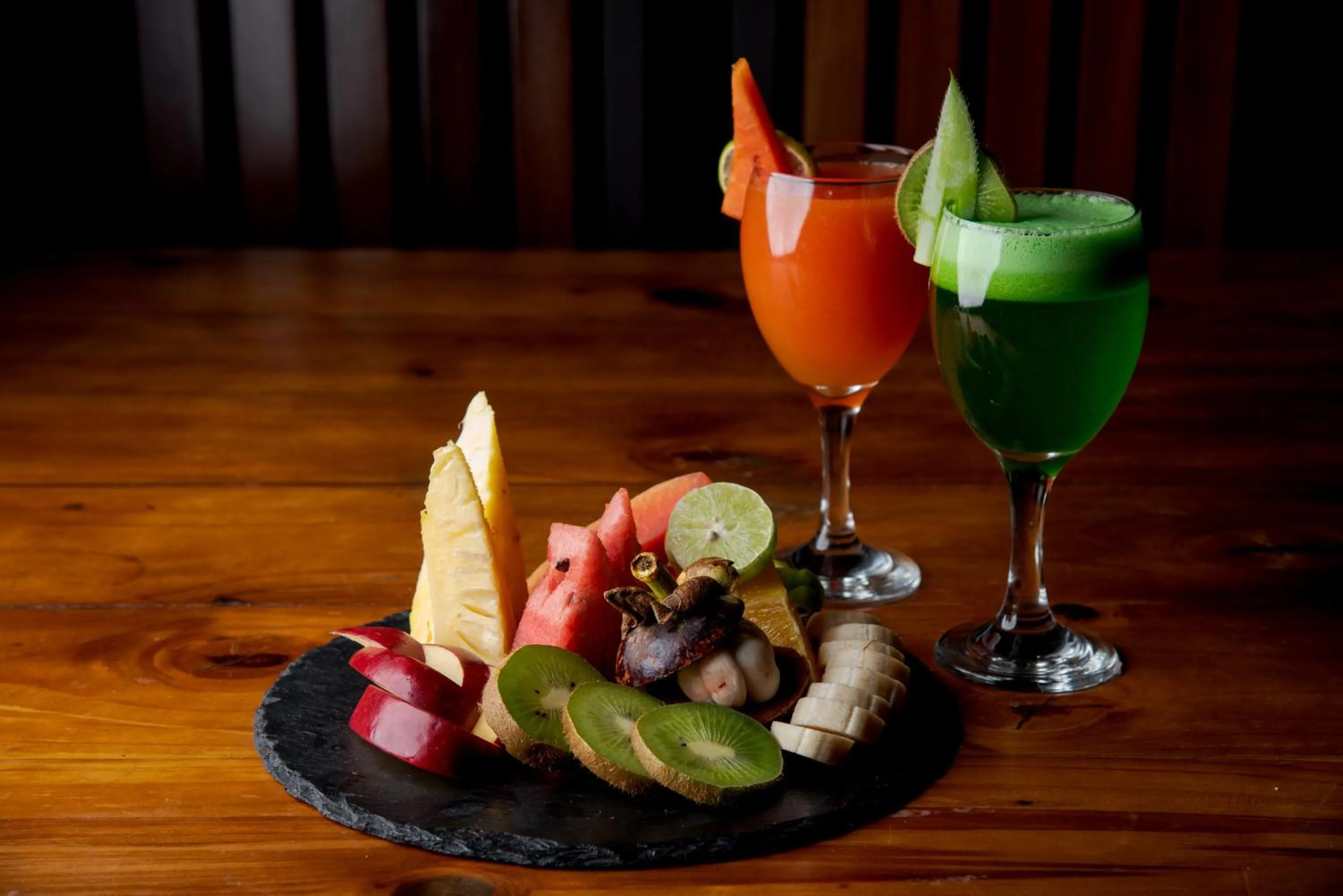 Food and drinks in Hotel Elephant Reach