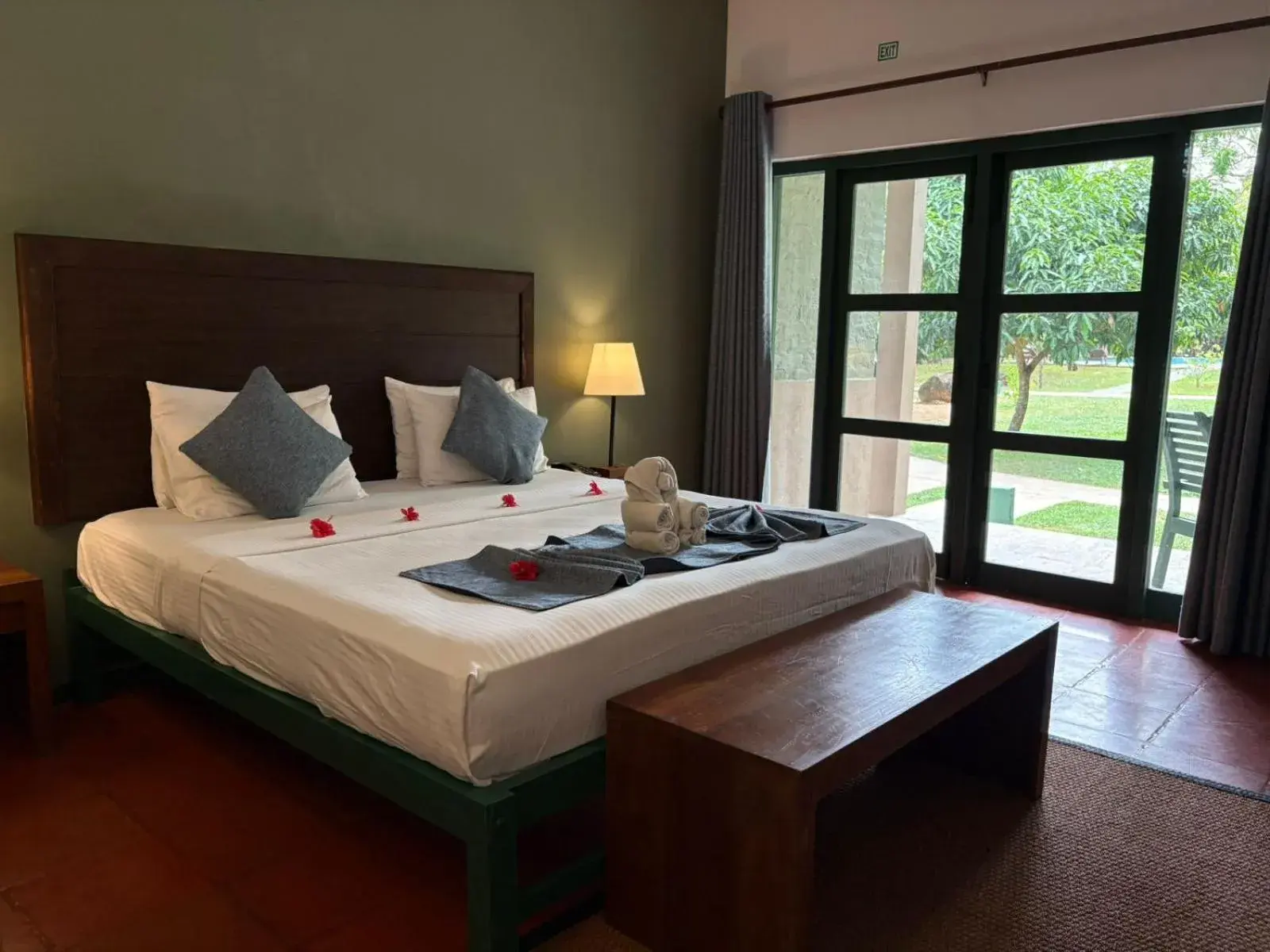 Deluxe Room in Hotel Elephant Reach Deluxe Room in Hotel Elephant Reach