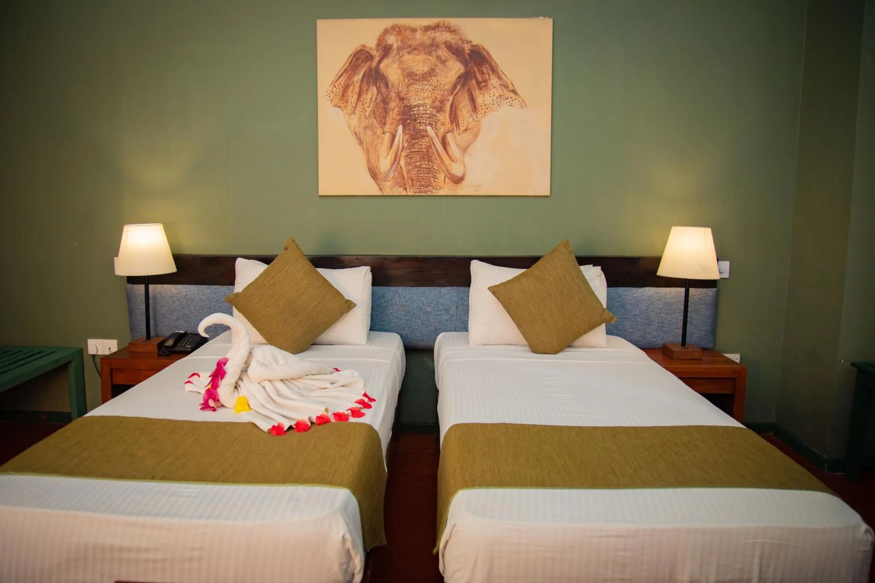 Bedroom, Bed in Hotel Elephant Reach