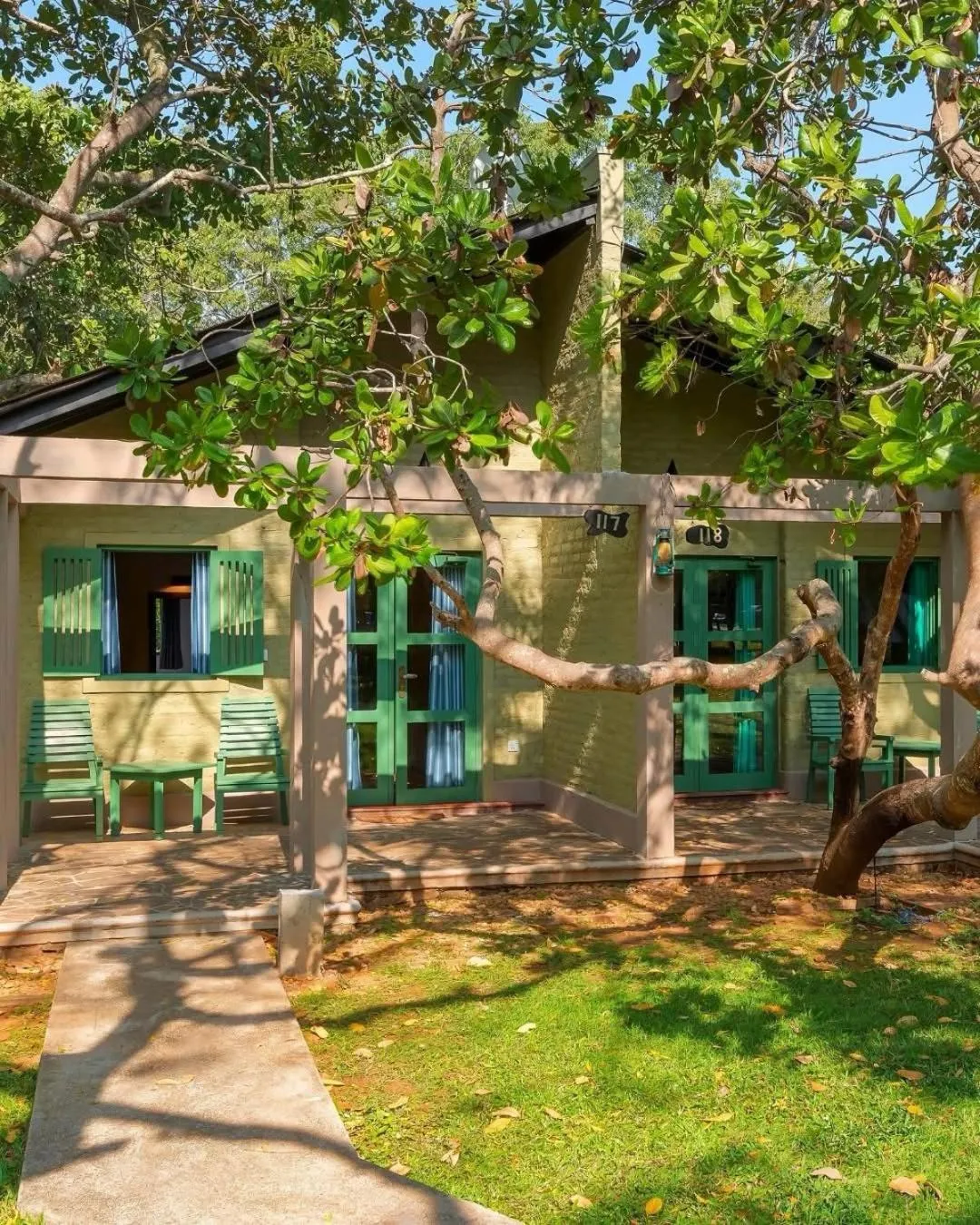 Property building in Hotel Elephant Reach