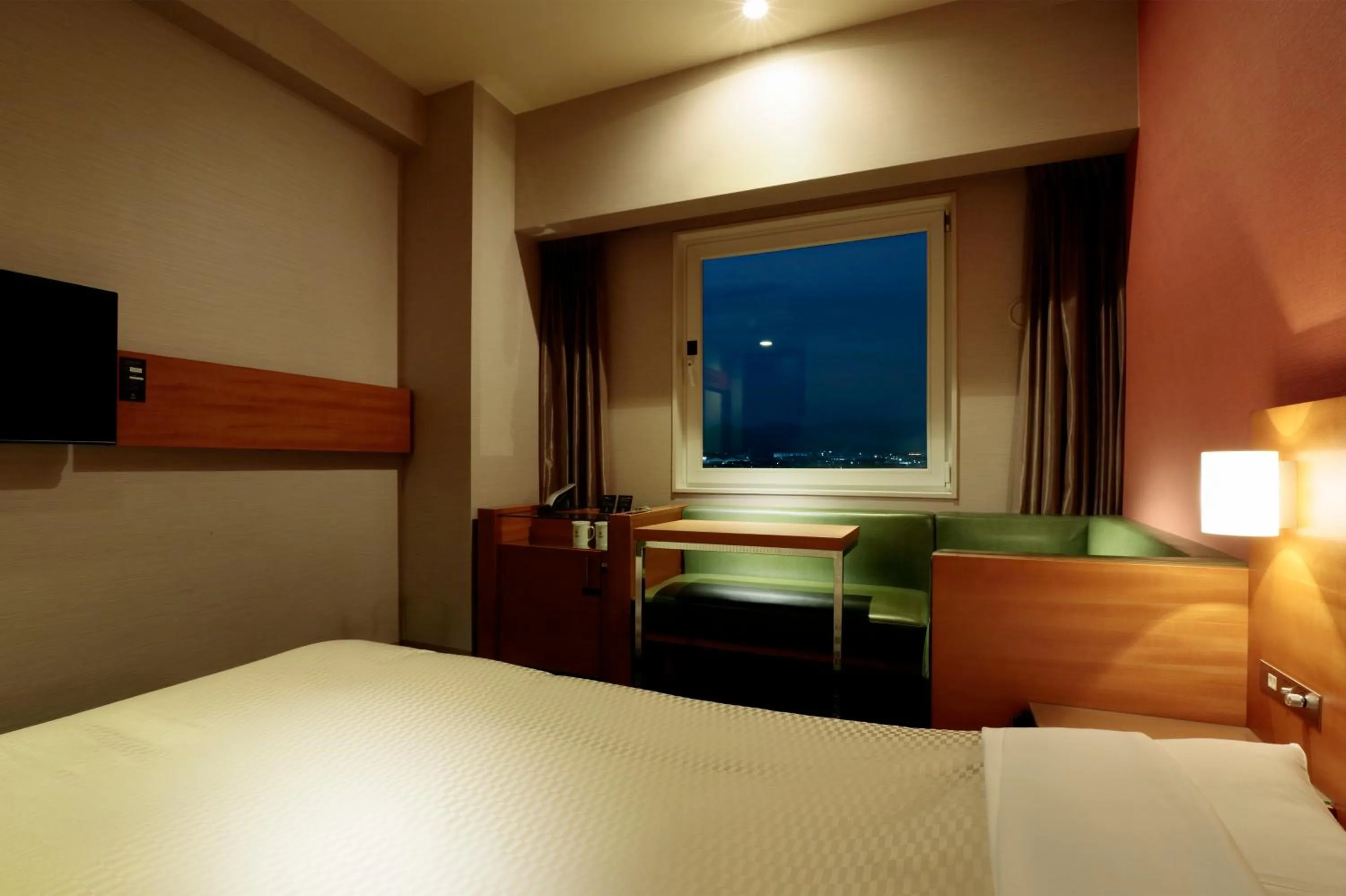 Bedroom, Bed in Candeo Hotels Sano