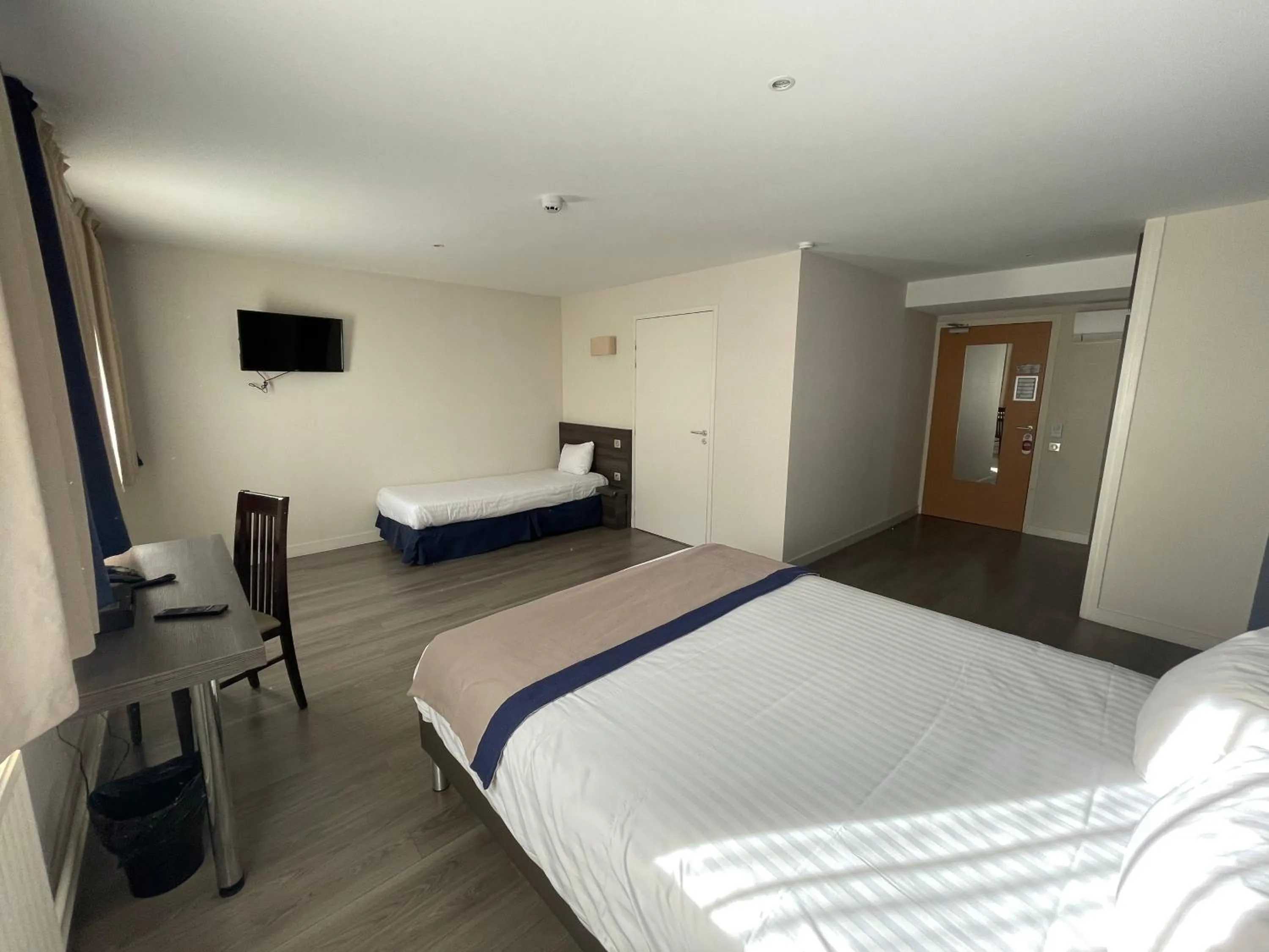 Bed in Hôtel Valpré