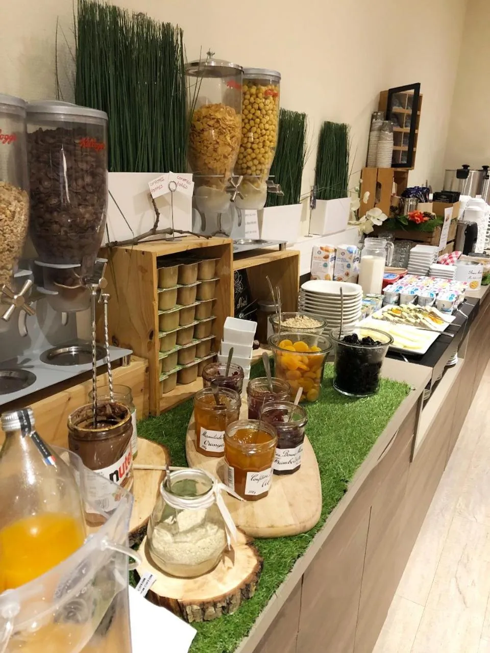 Food in Hôtel Valpré