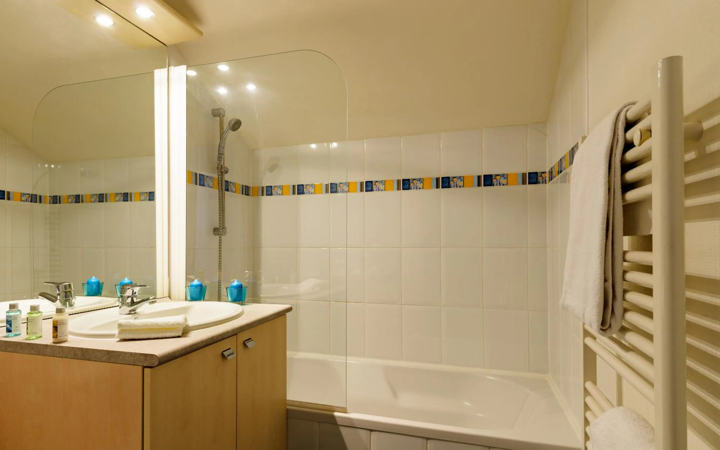 Bathroom in Lagrange Vacances Les Roches Douvres