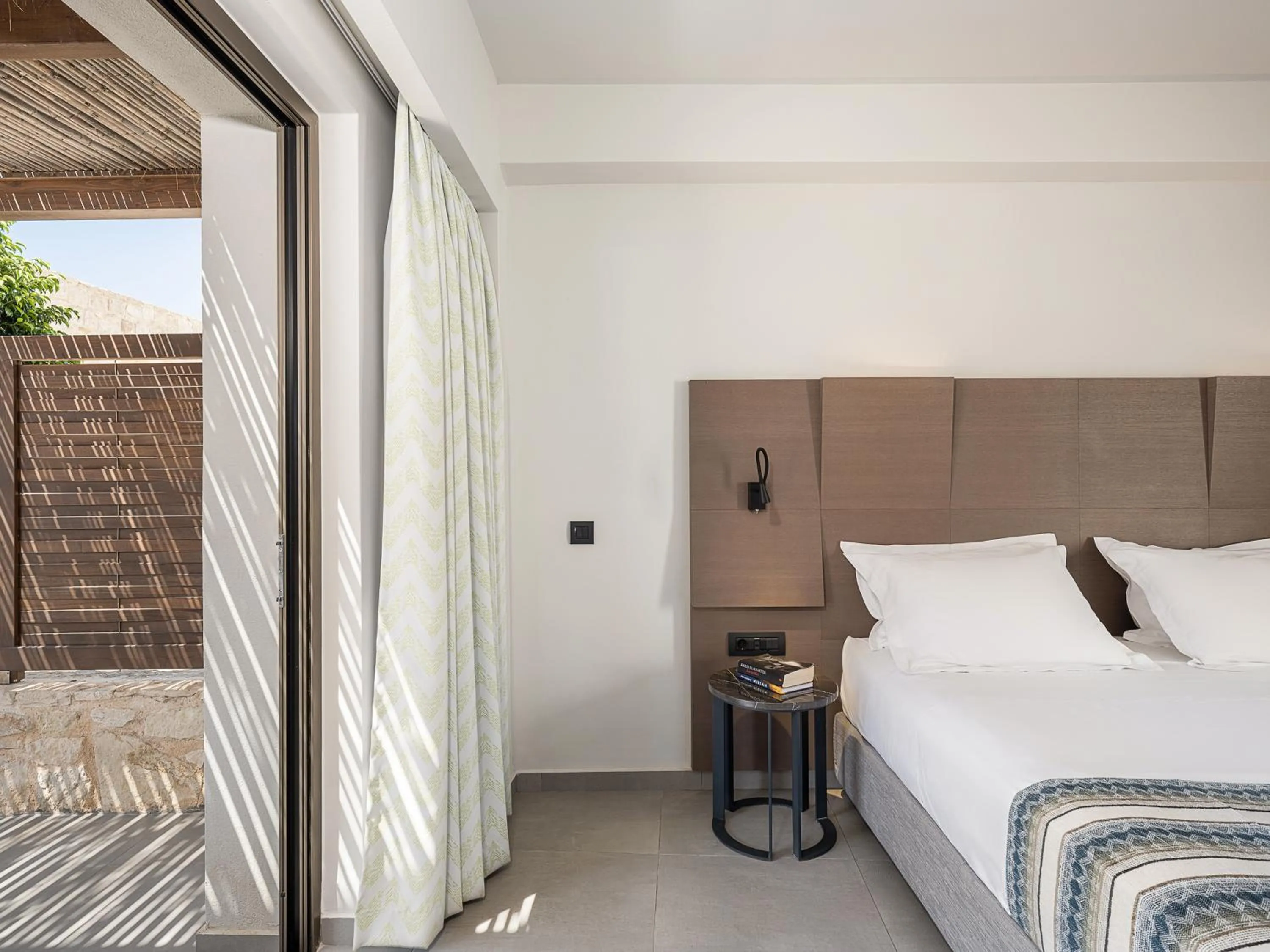 Bedroom, Bed in Kakkos Beach Hotel - Adults Only