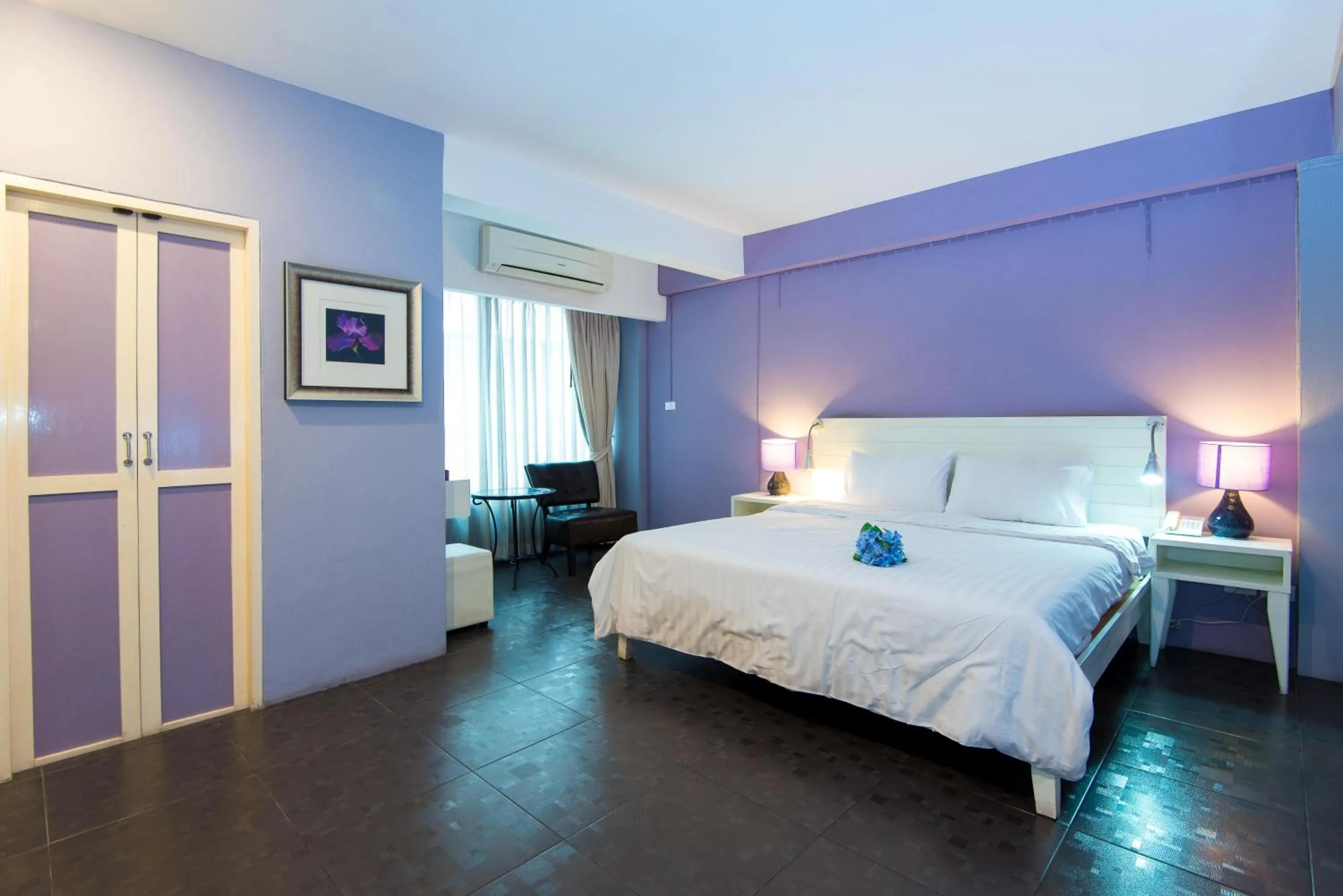 Bed in Lilac Relax-Residence