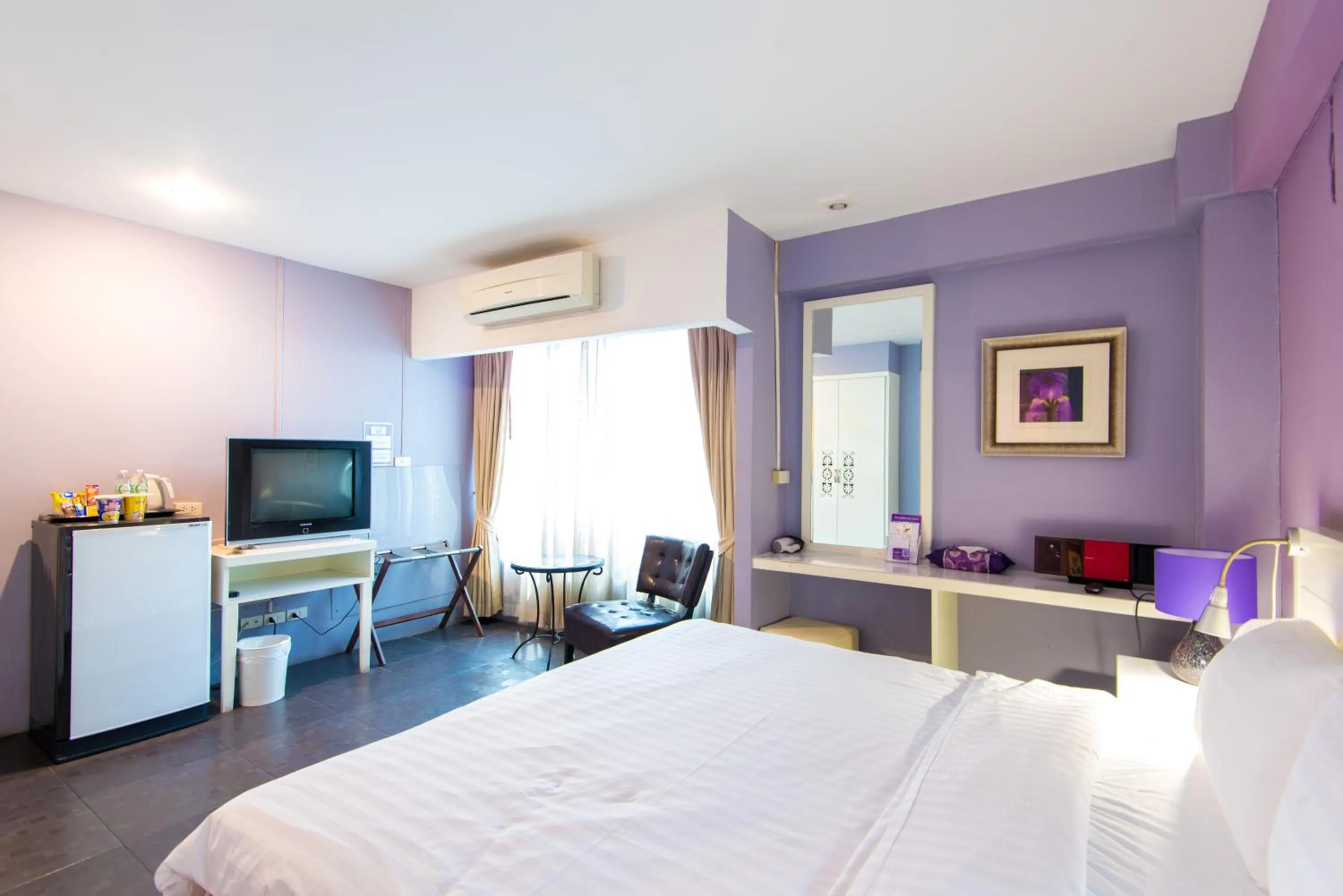 Shower, Bed in Lilac Relax-Residence