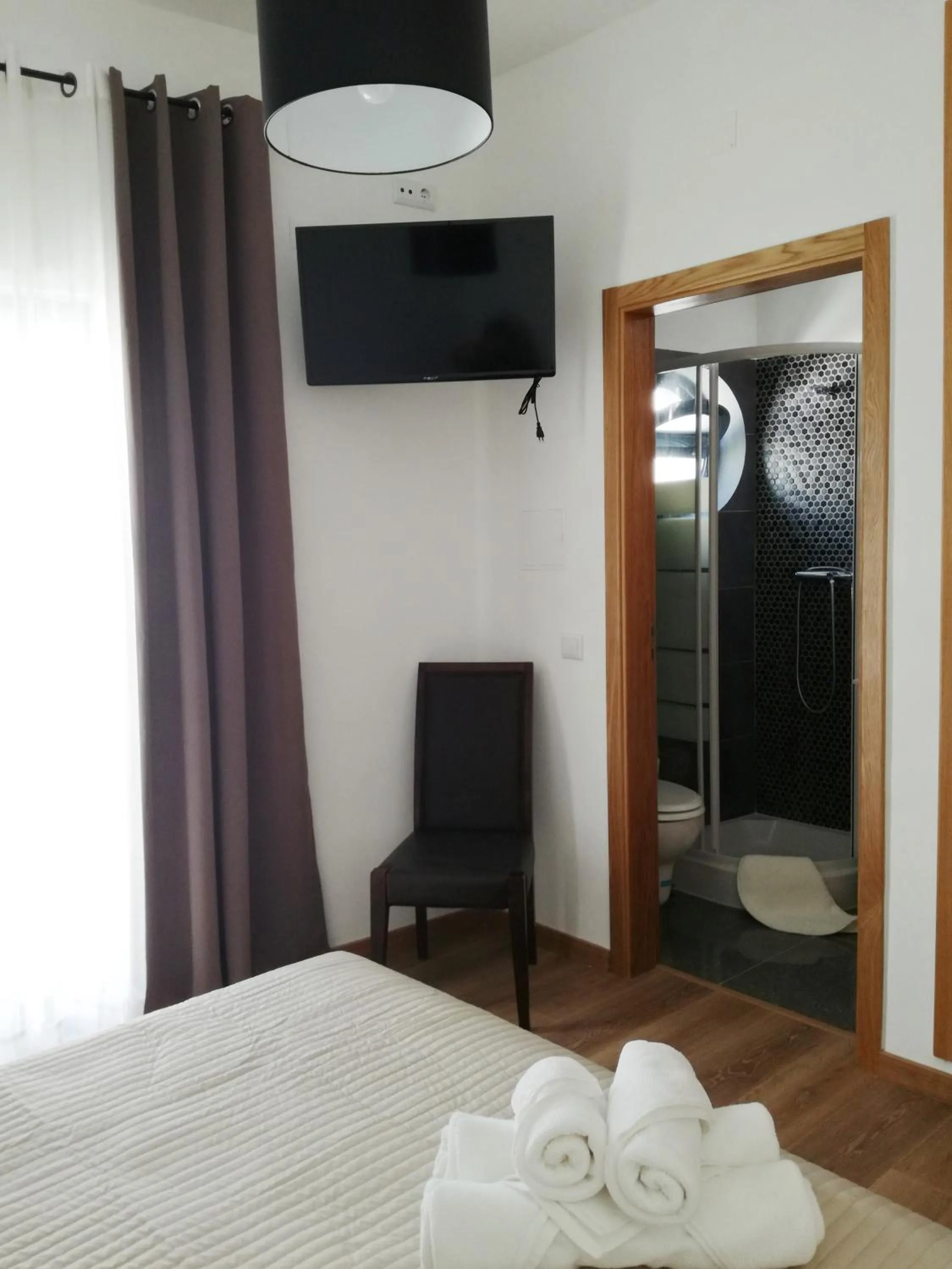 Bathroom, Bed in OceanOasis