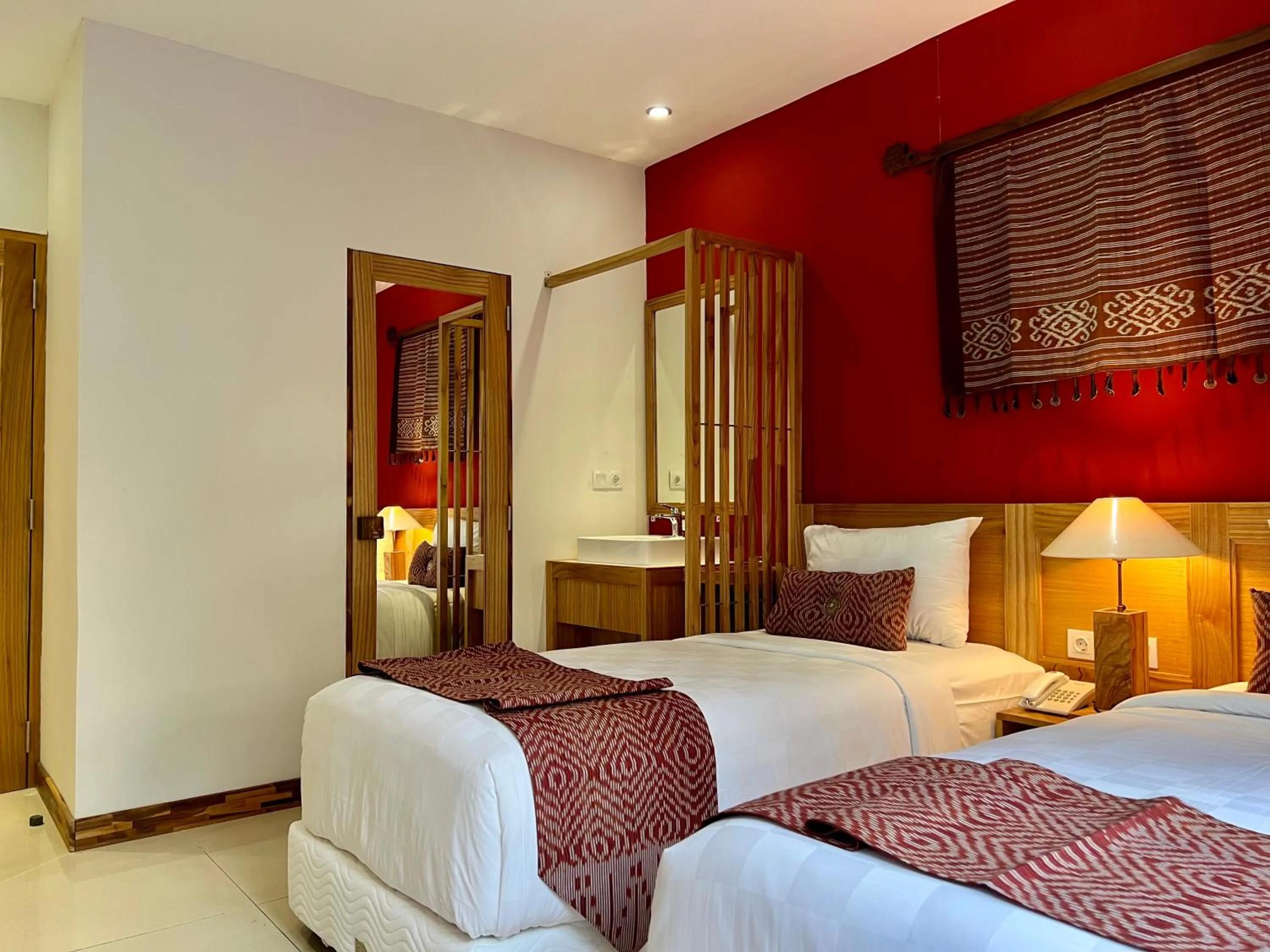 Bedroom, Bed in Hotel Puriartha Ubud