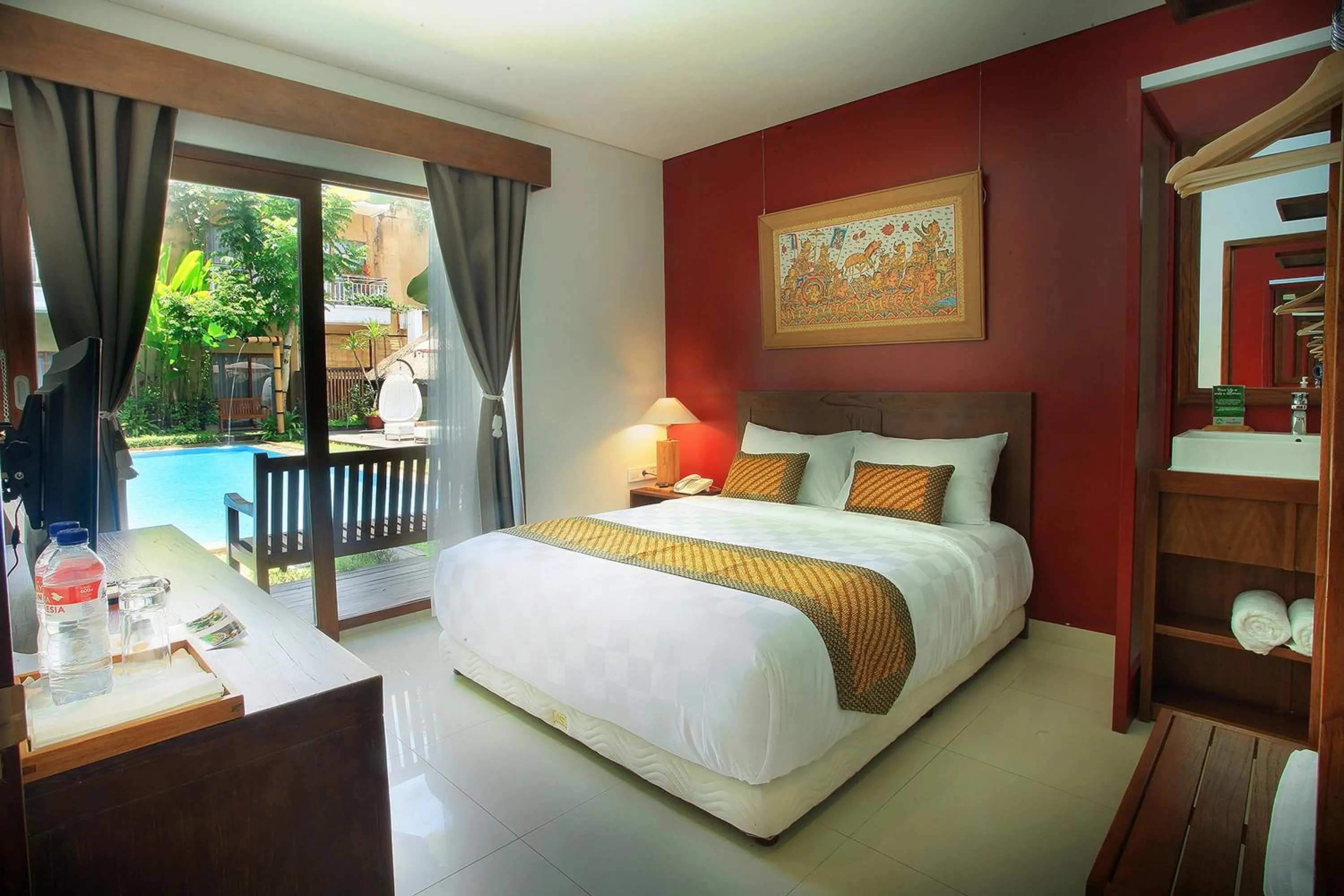 Bed in Hotel Puriartha Ubud